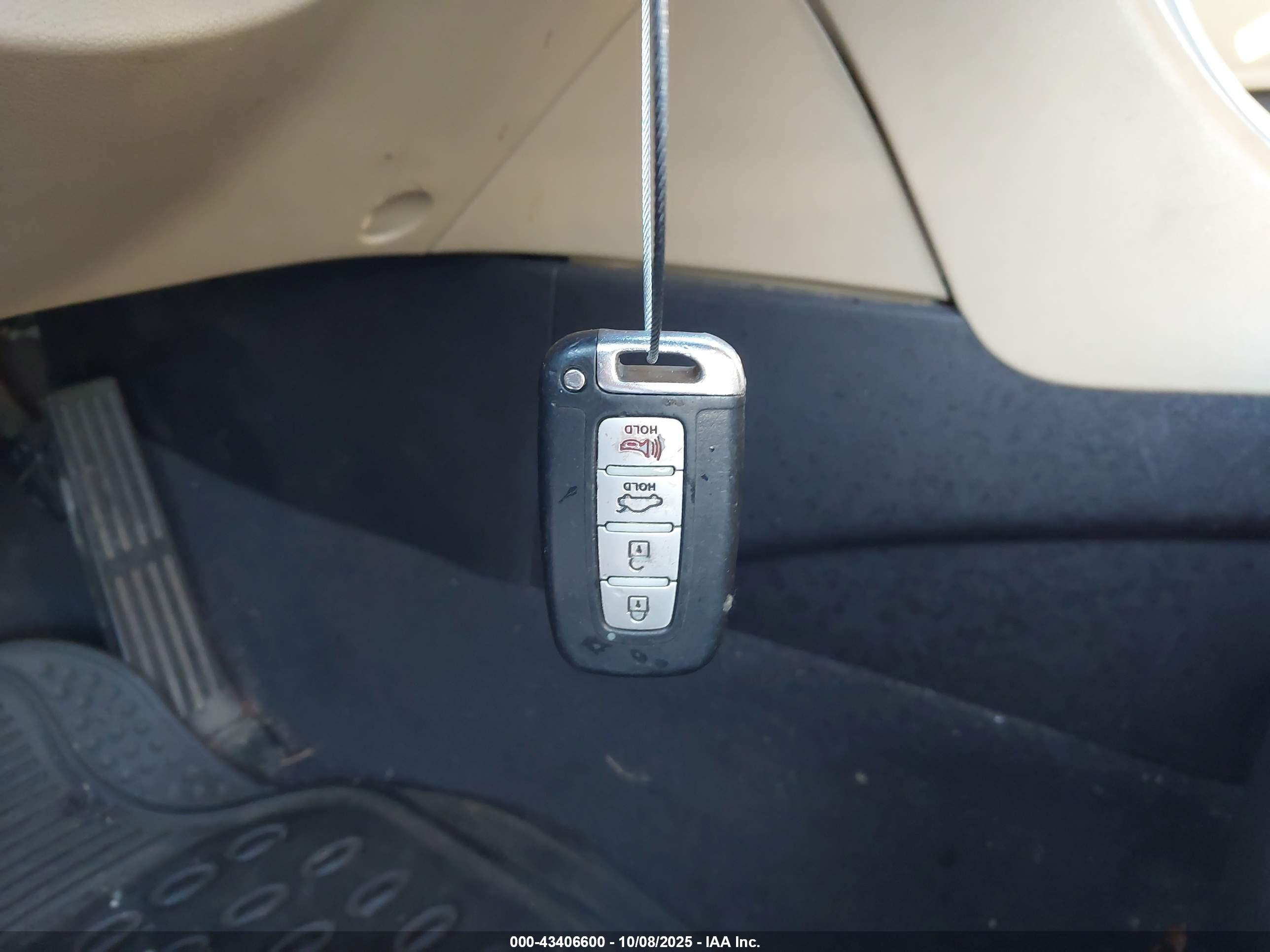 HYUNDAI SONATA image 11