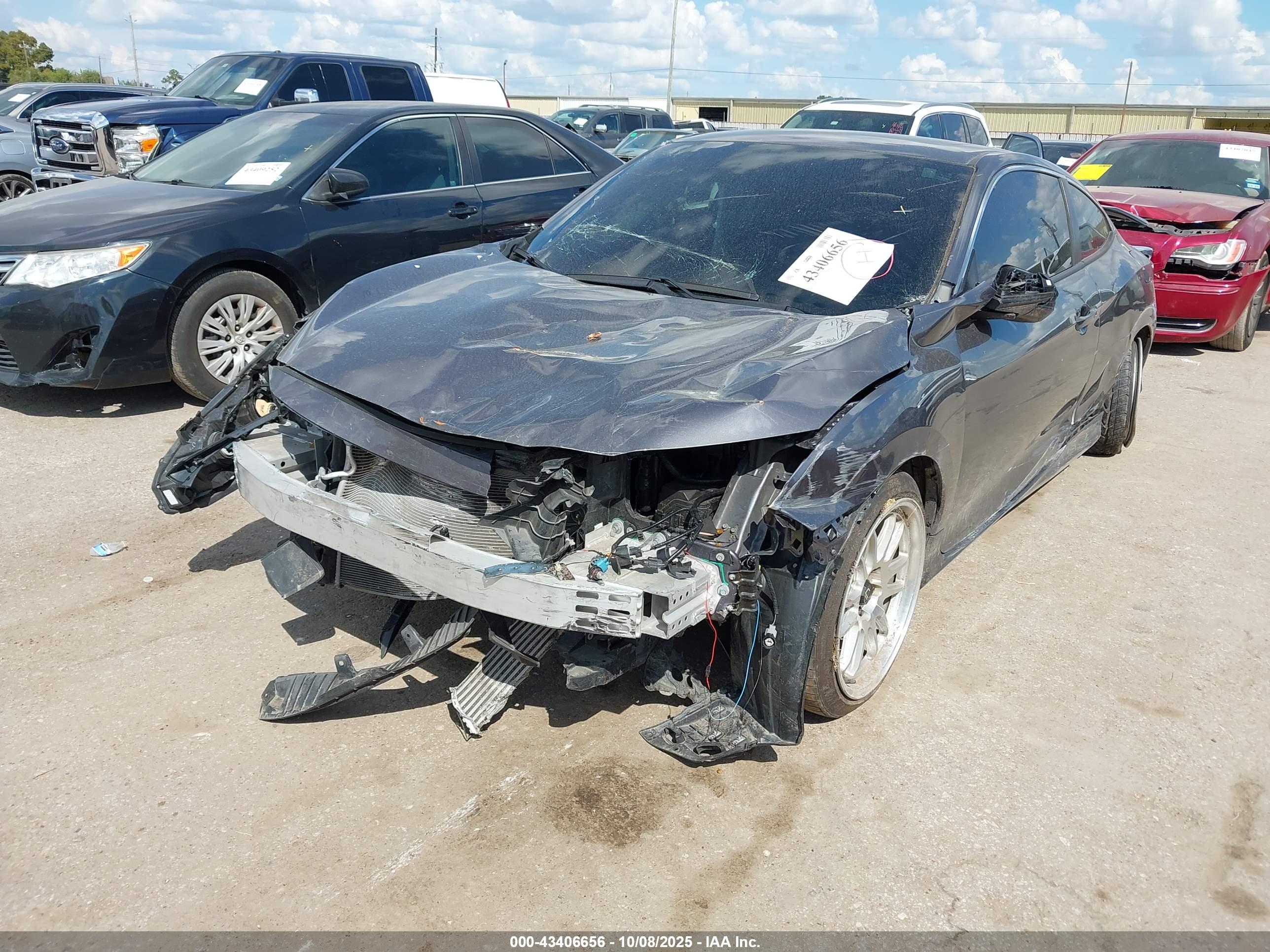 HONDA CIVIC image 2