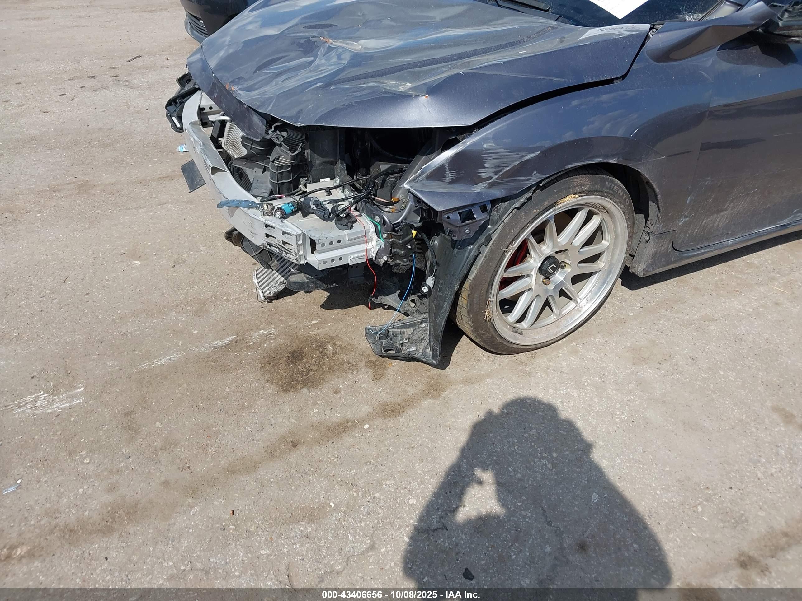 HONDA CIVIC image 6