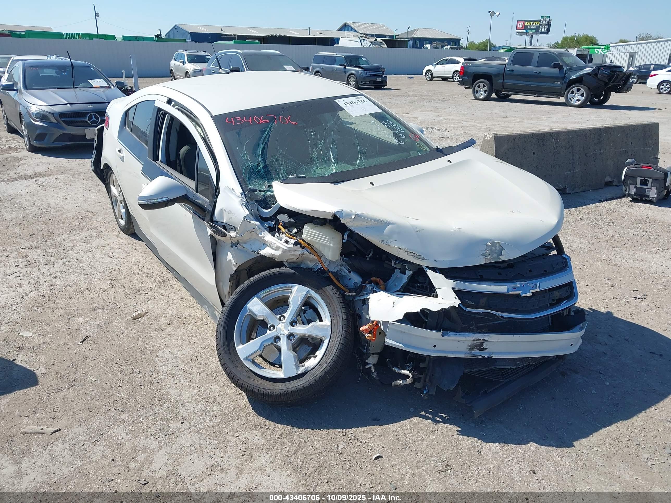 CHEVROLET VOLT image 6