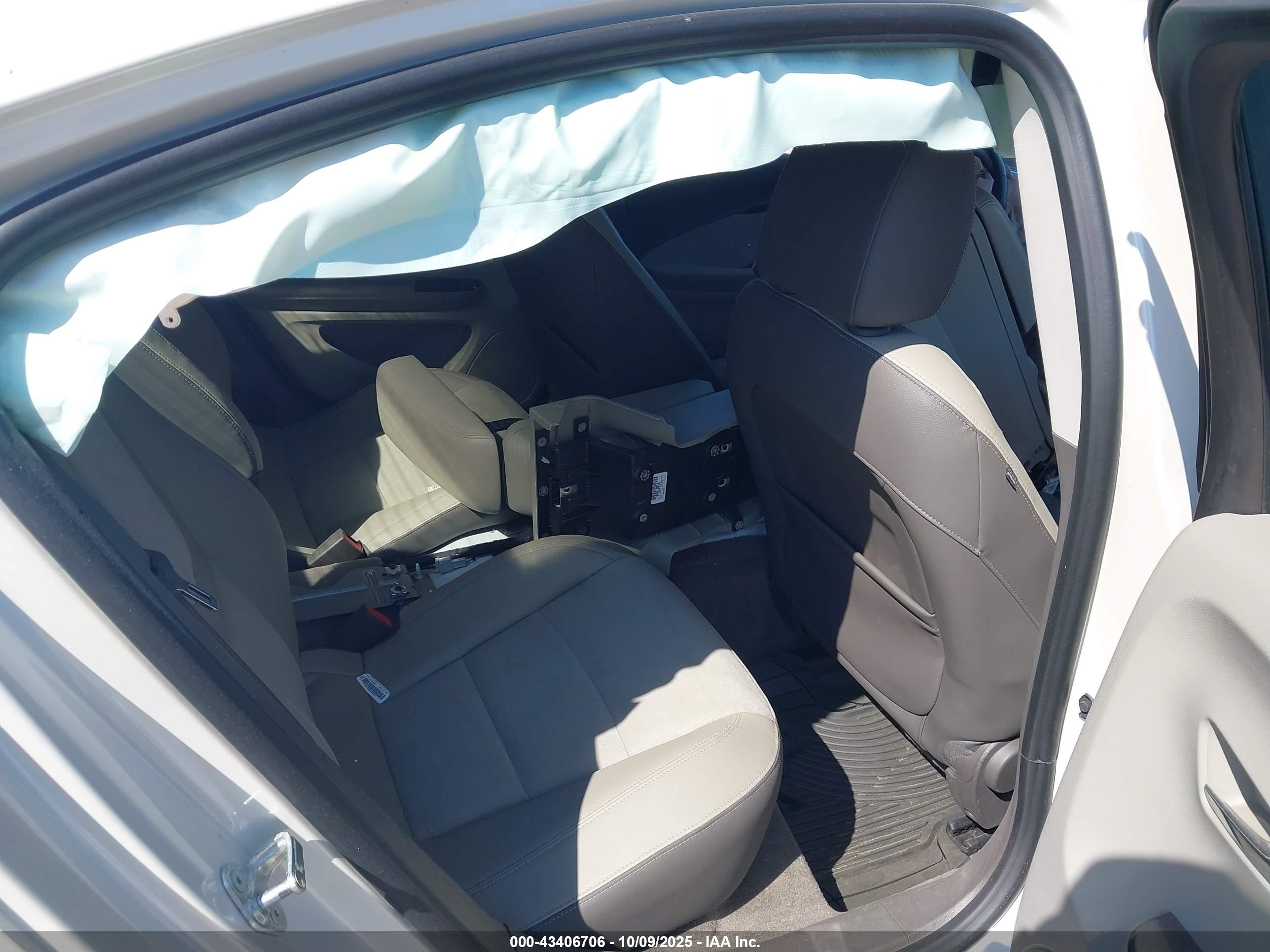 CHEVROLET VOLT image 8