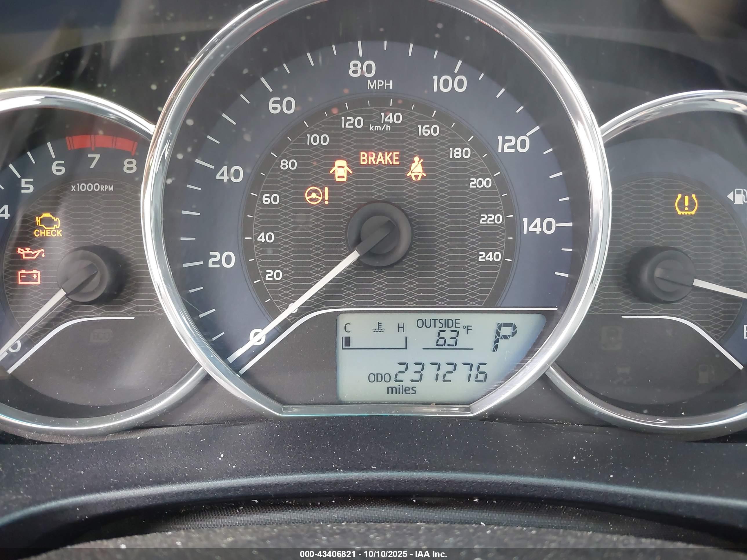 TOYOTA COROLLA image 7