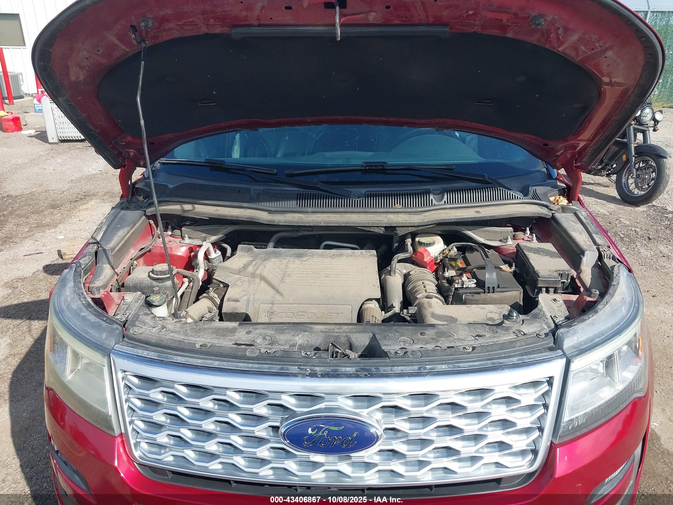FORD EXPLORER image 10
