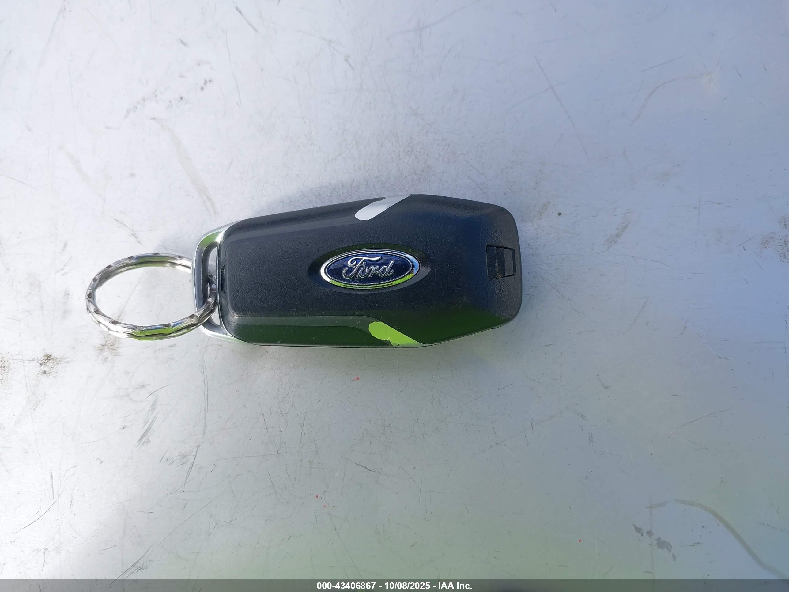 FORD EXPLORER image 11