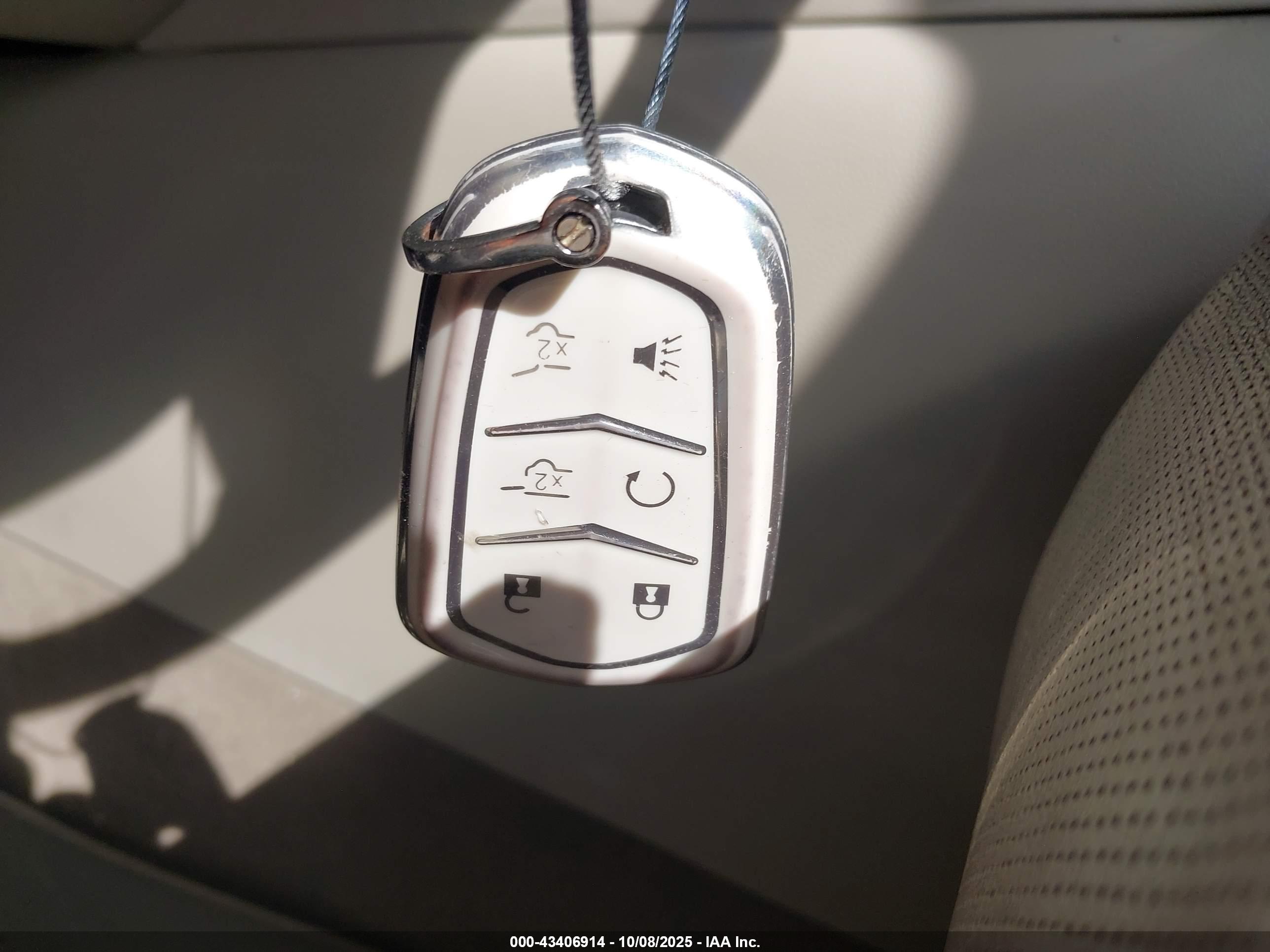 CADILLAC ESCALADE image 11