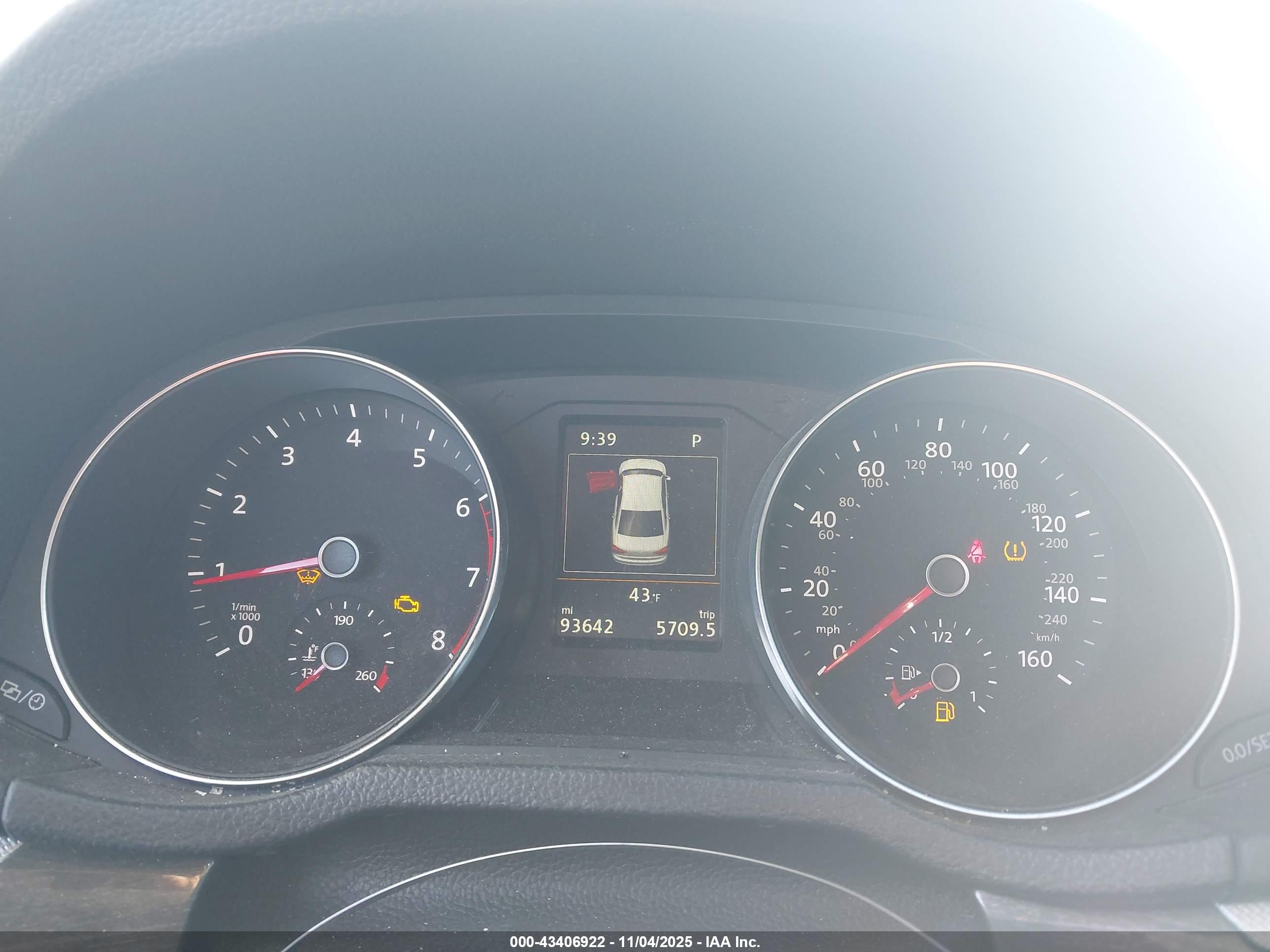 VOLKSWAGEN PASSAT image 7