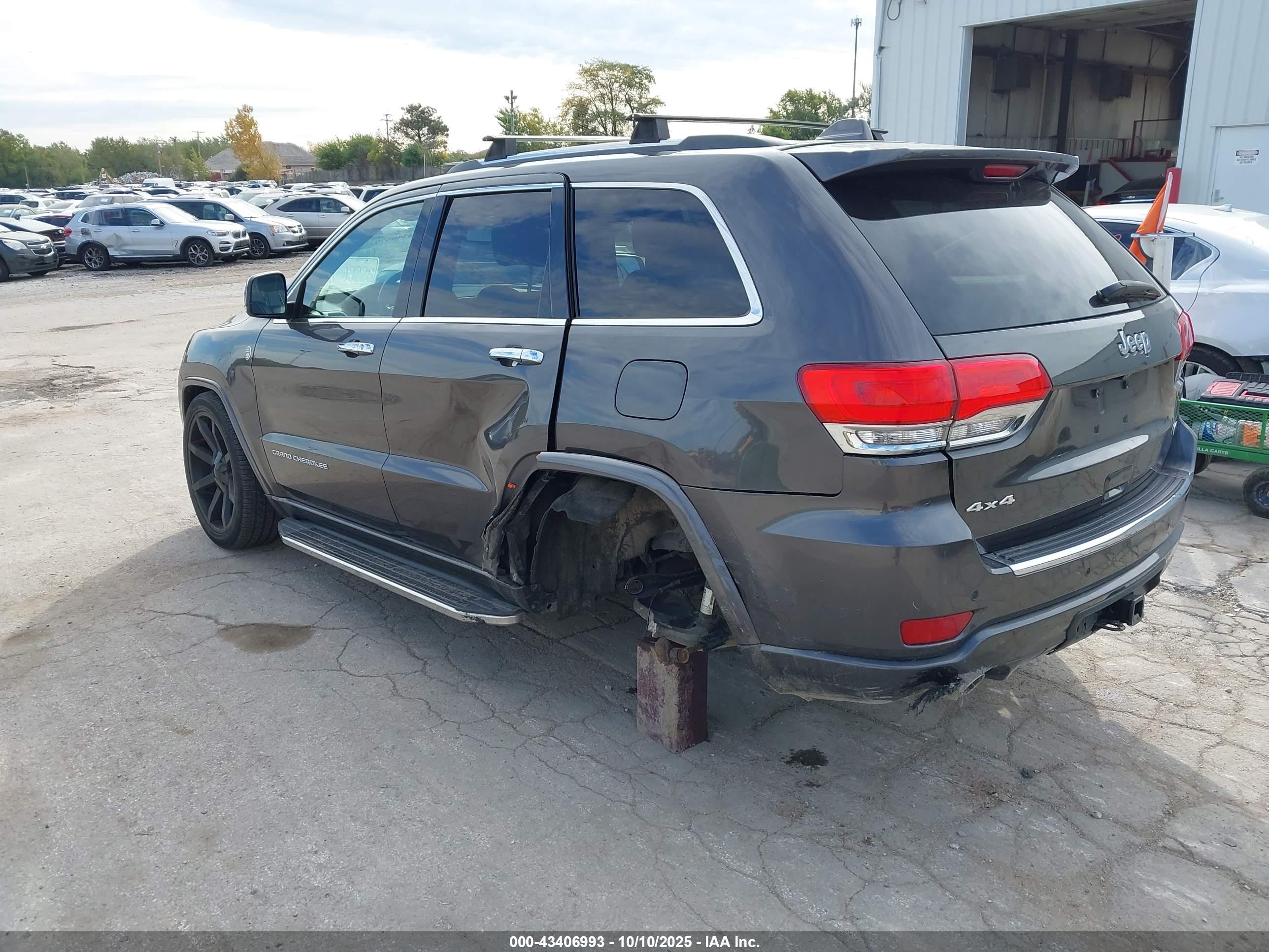 JEEP GRAND image 3