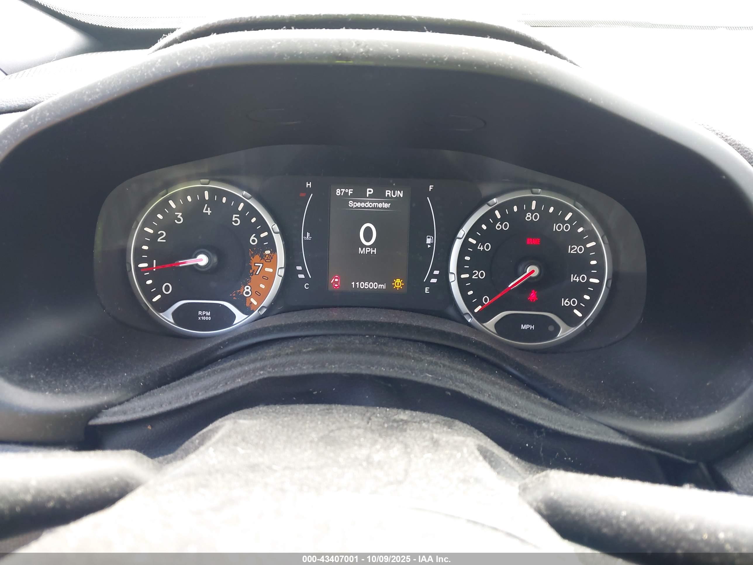 JEEP RENEGADE image 7