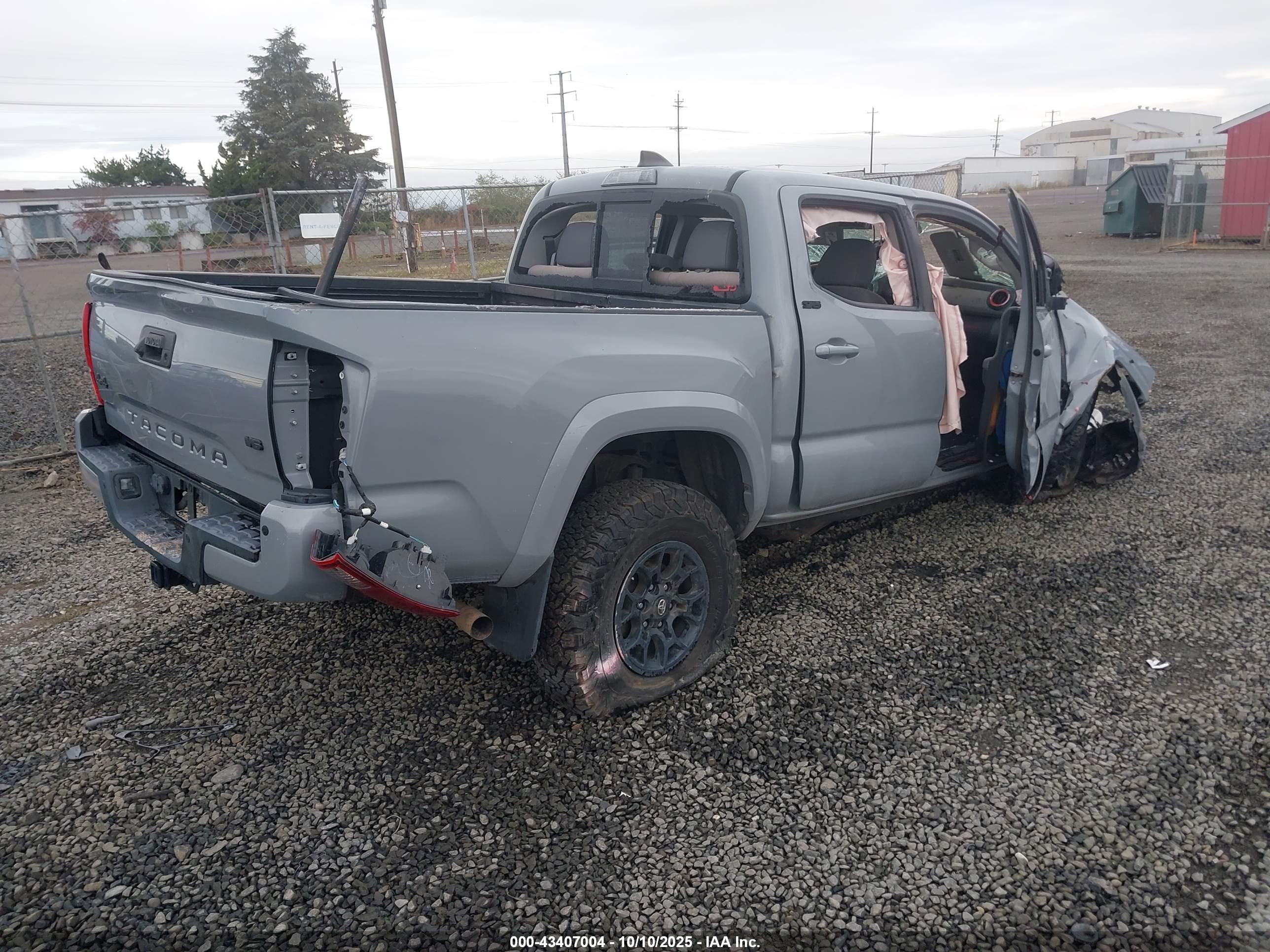 TOYOTA TACOMA image 4