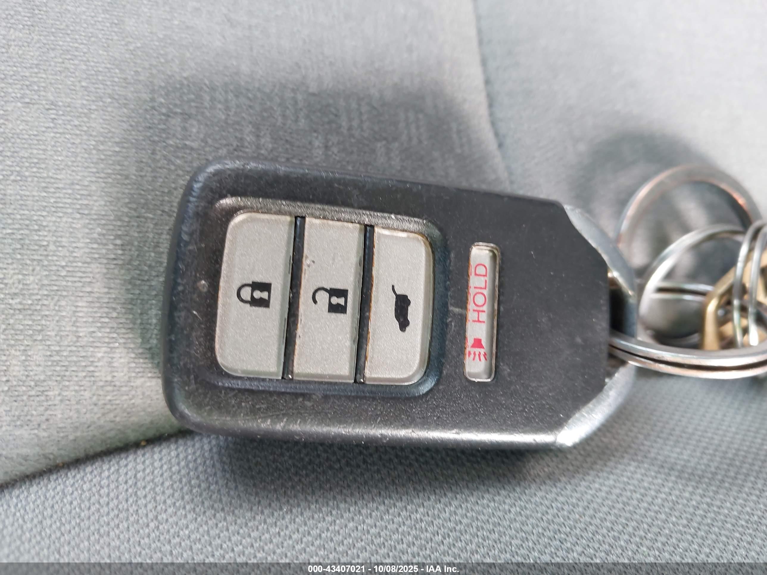 HONDA CR-V image 11