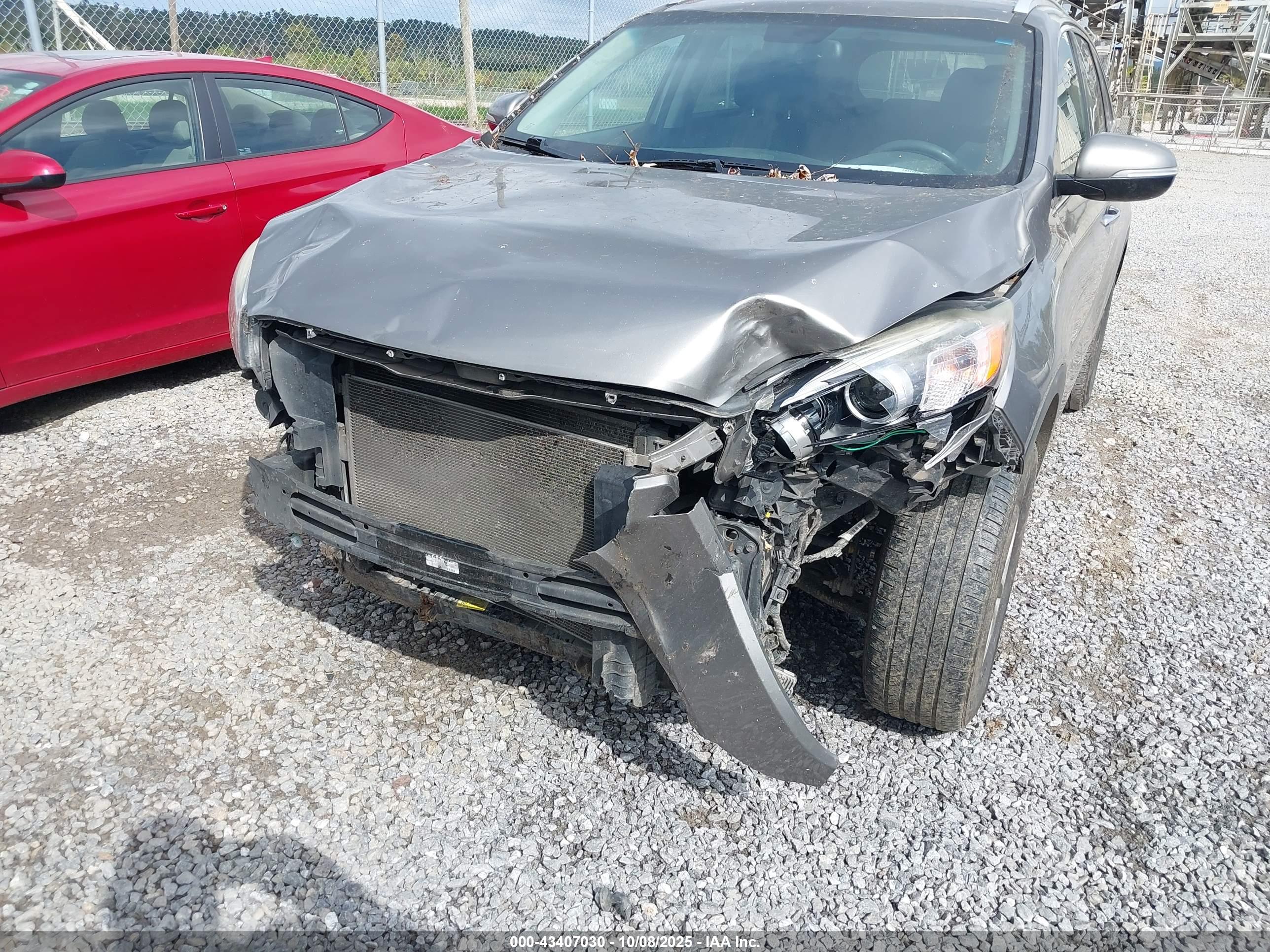KIA SORENTO image 6