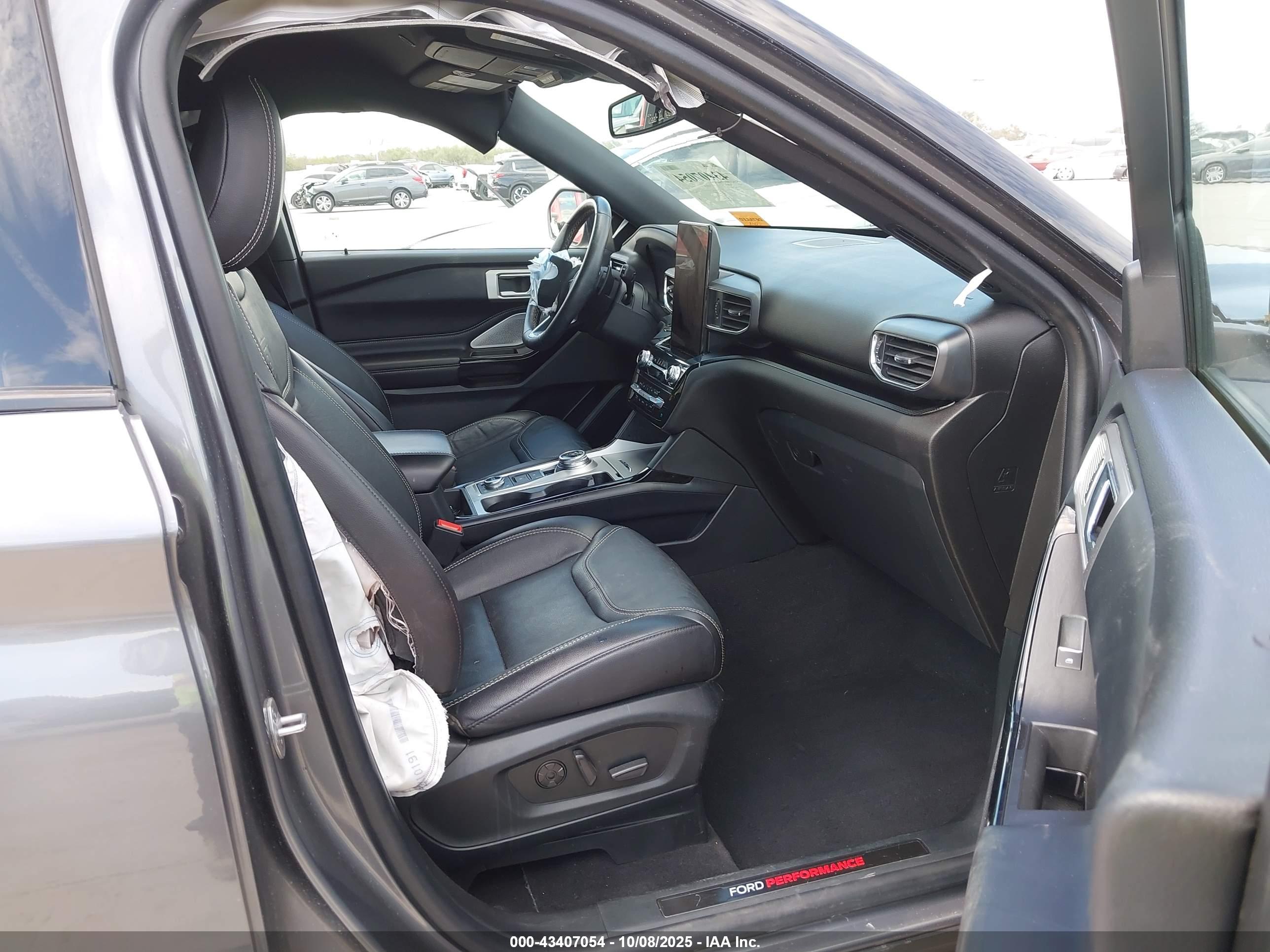 FORD EXPLORER image 5