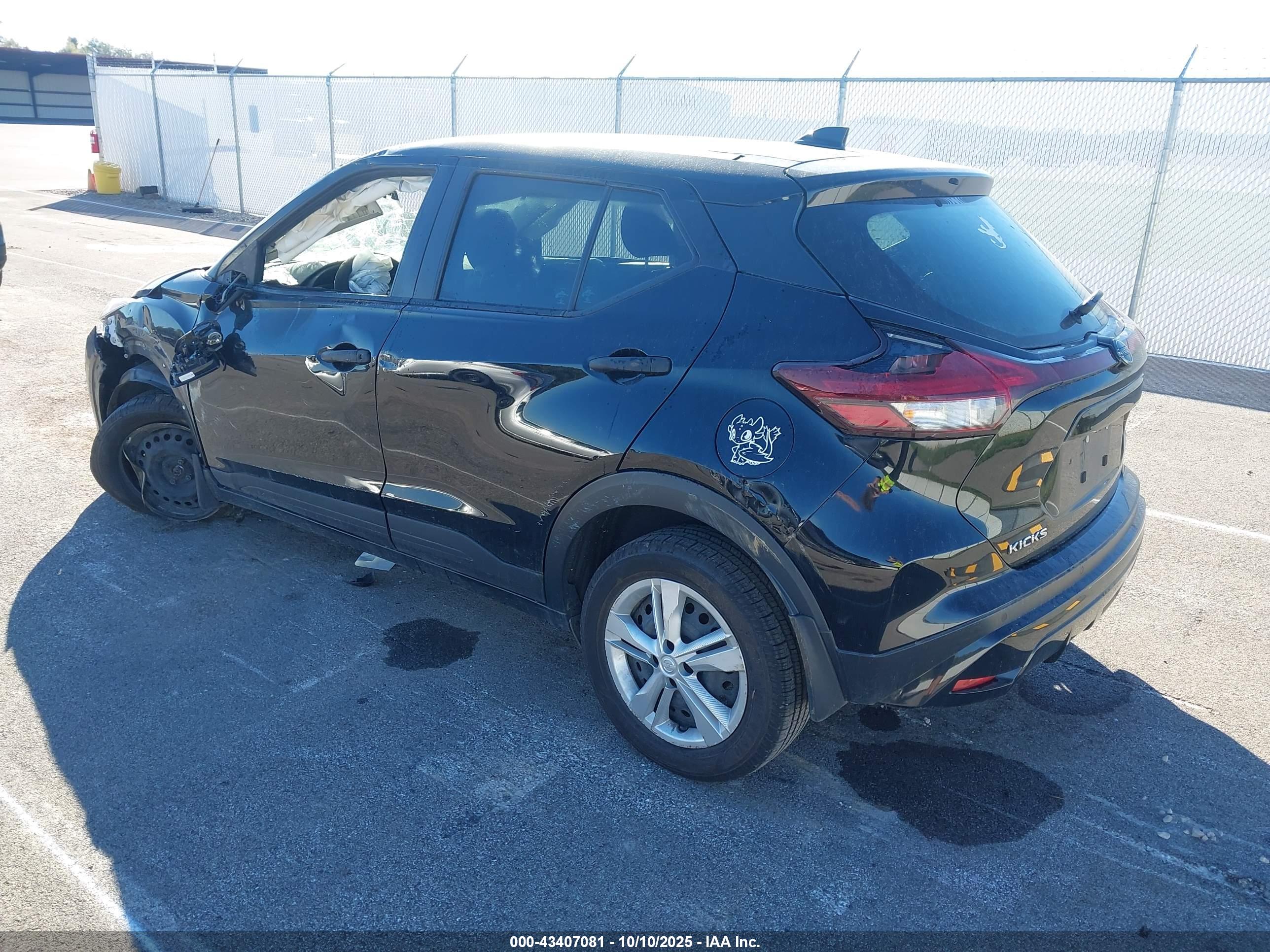 NISSAN KICKS image 3