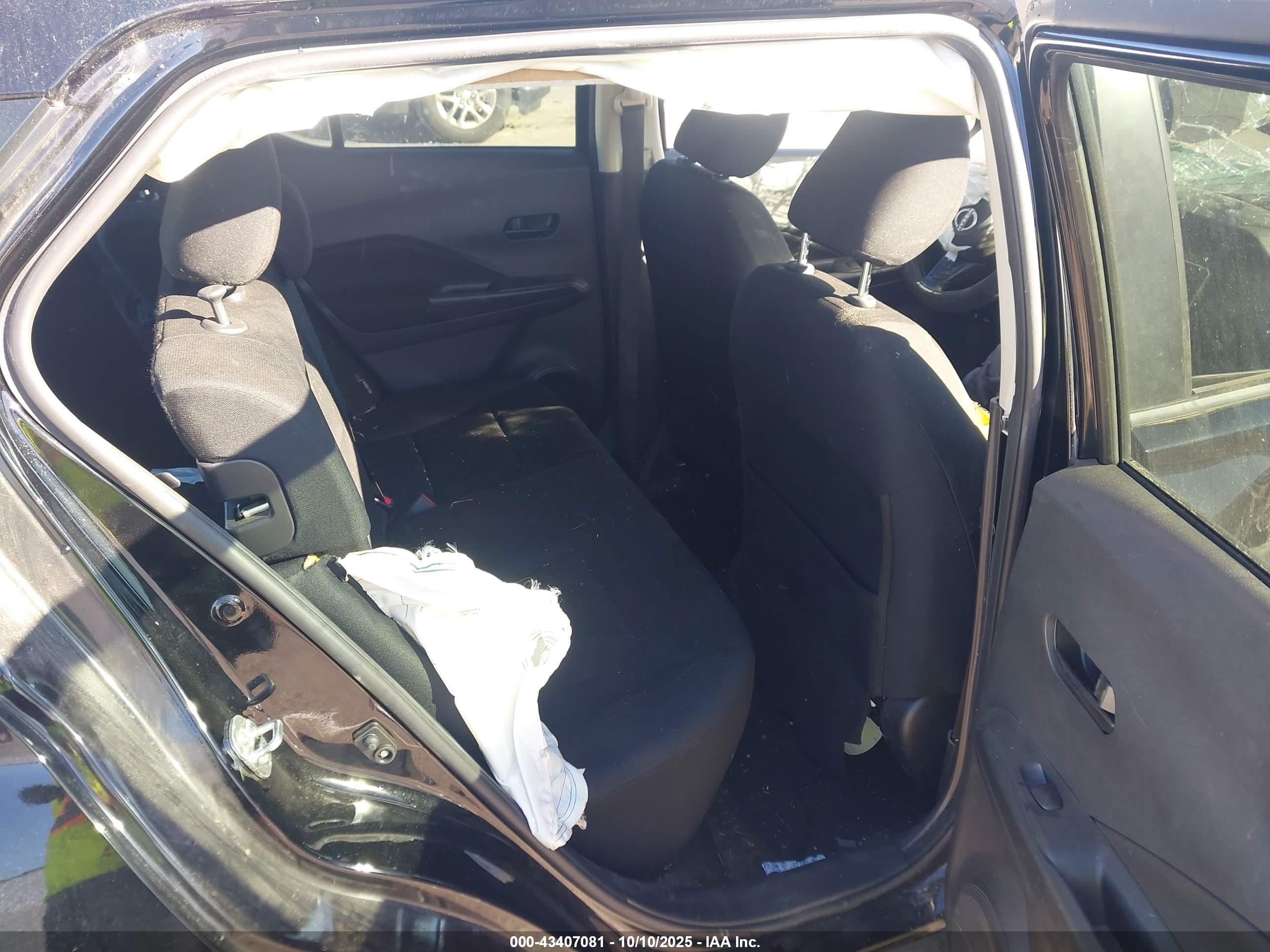 NISSAN KICKS image 8