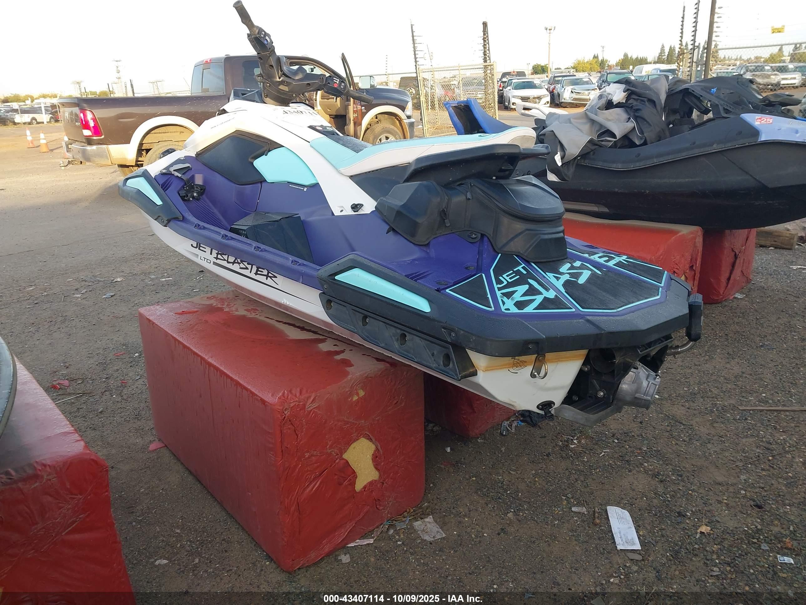 YAMAHA JET image 3