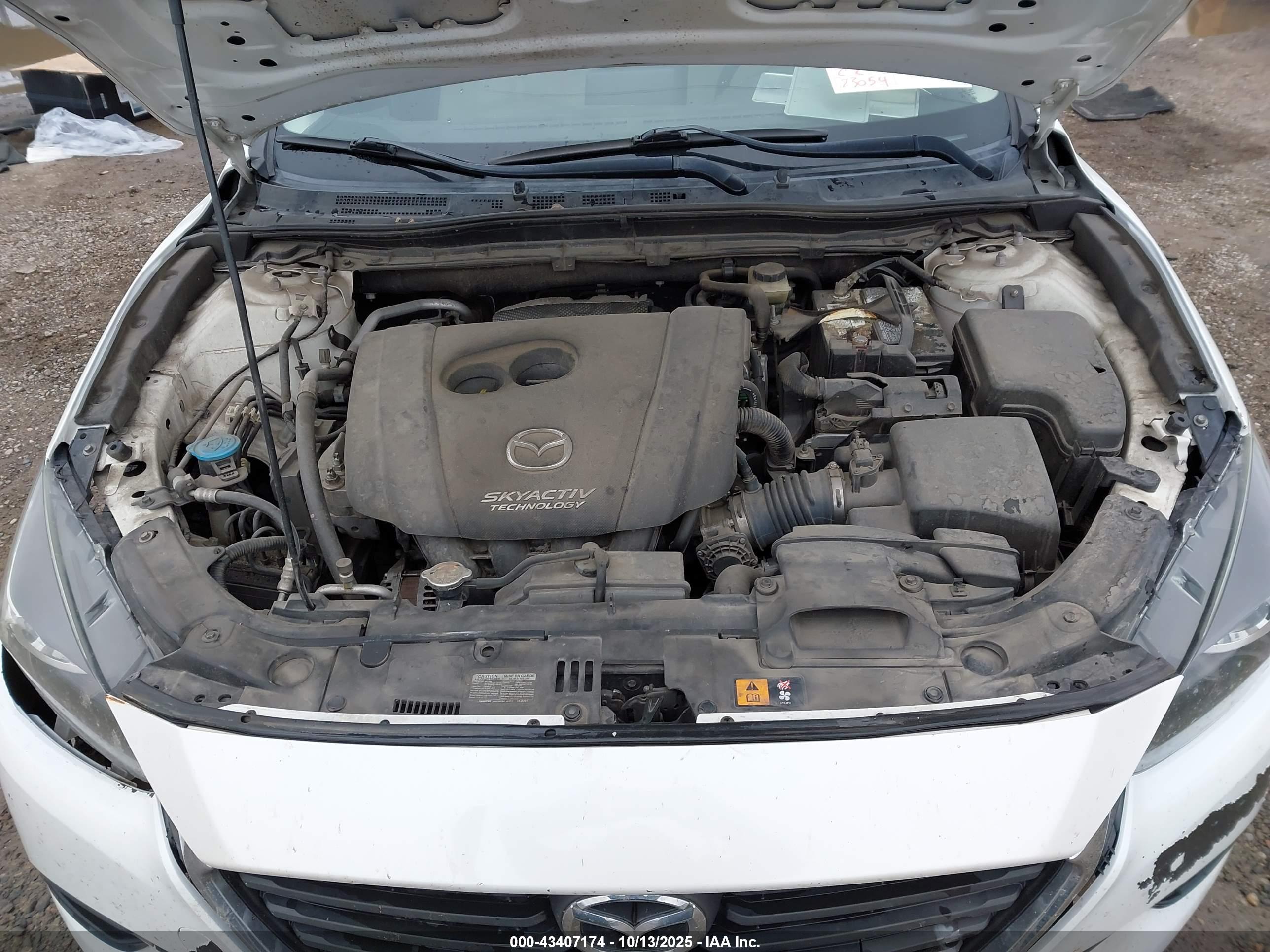 MAZDA MAZDA3 image 10