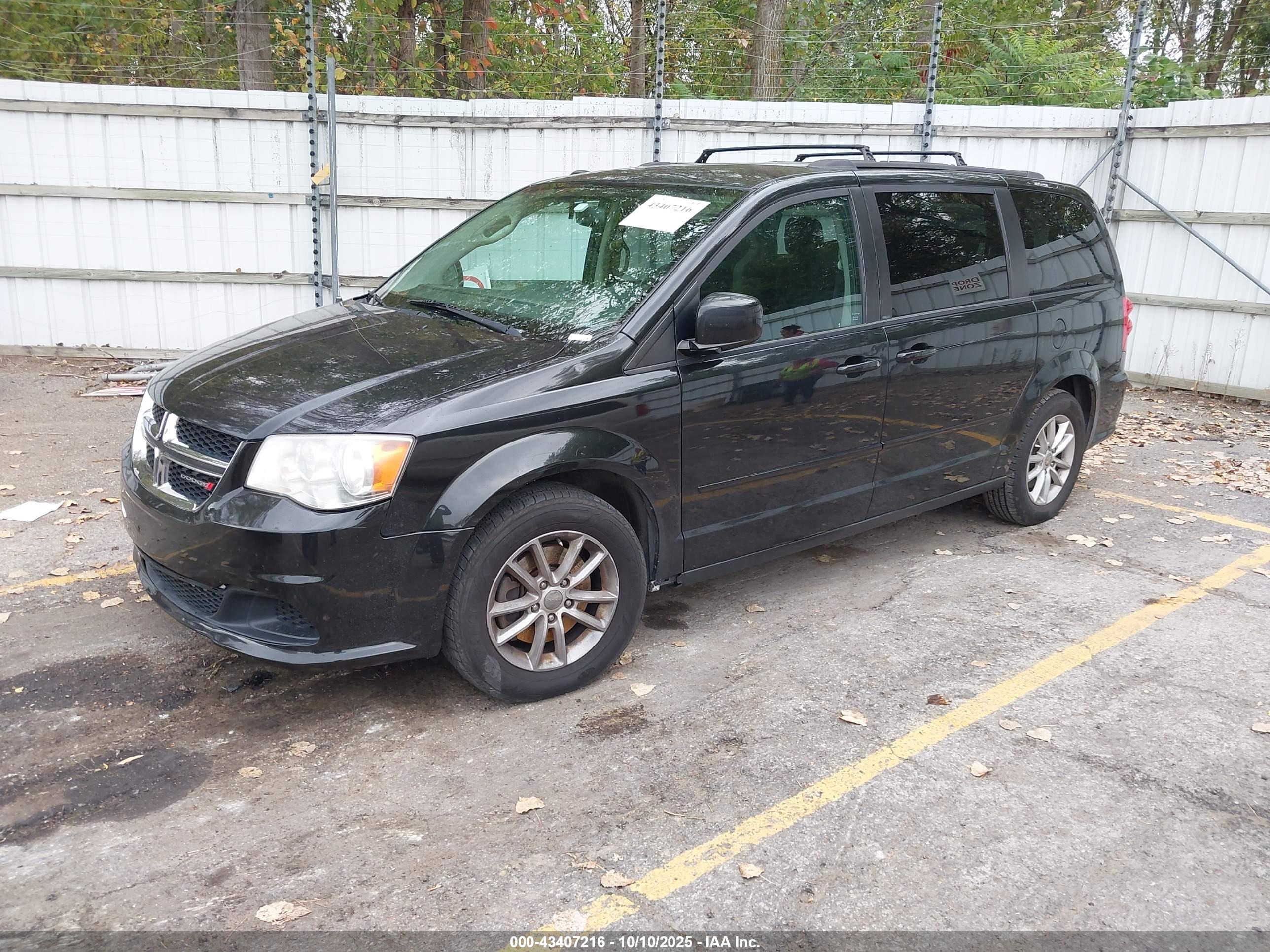 DODGE GRAND image 2