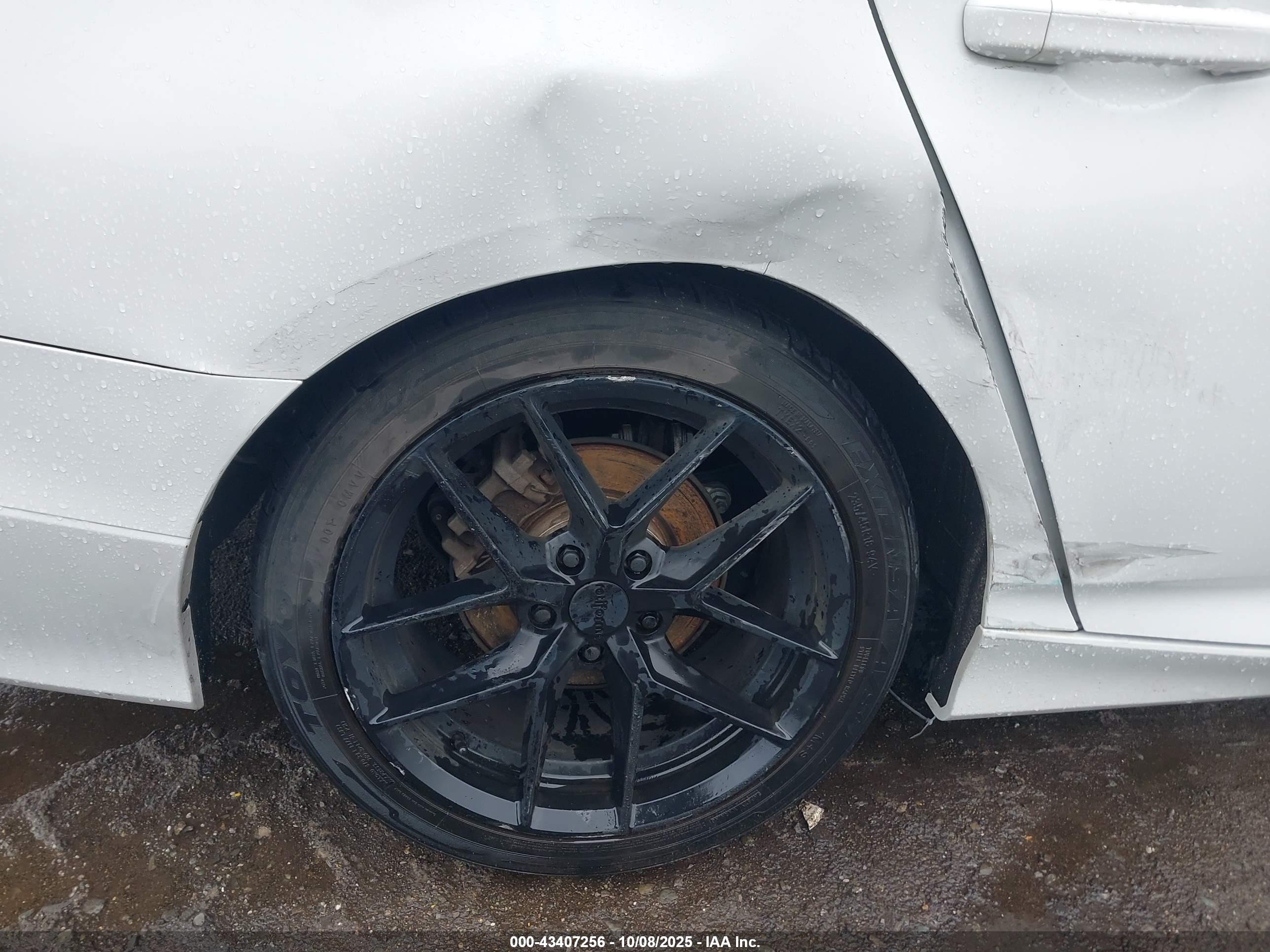 HONDA ACCORD image 6