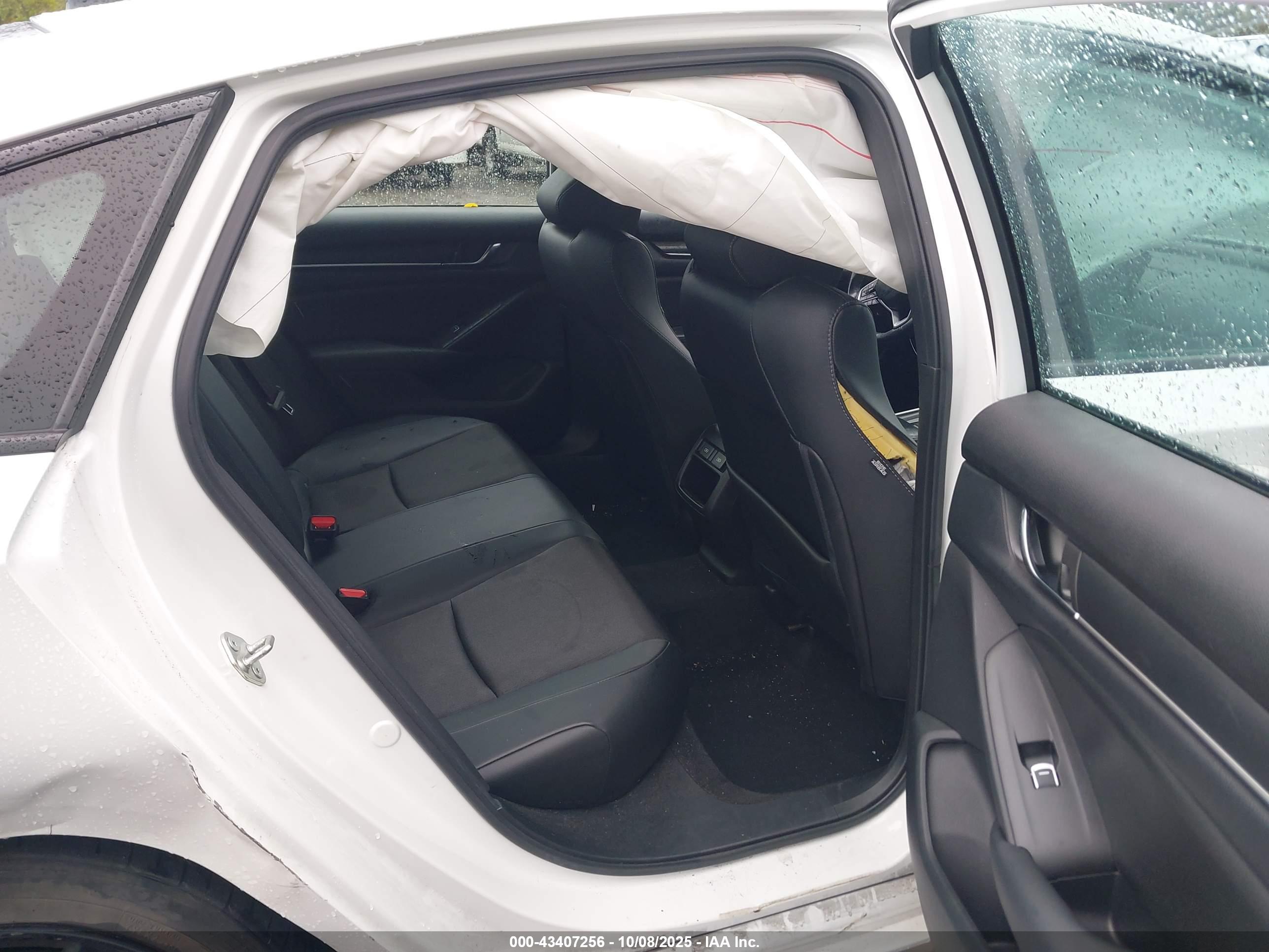 HONDA ACCORD image 8