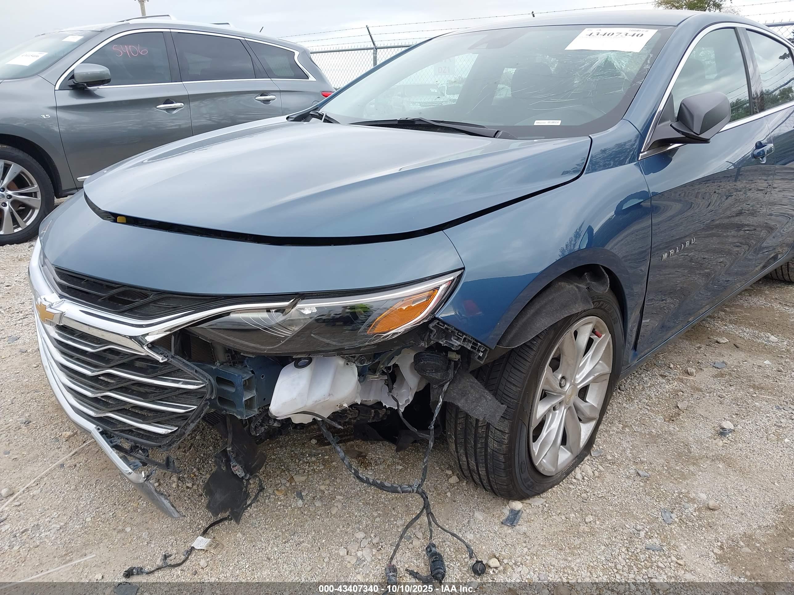 CHEVROLET MALIBU image 6