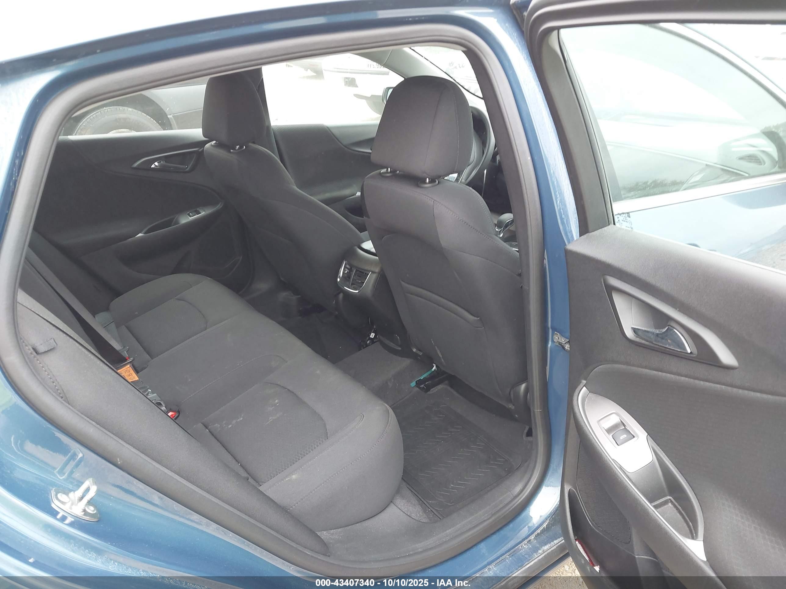 CHEVROLET MALIBU image 8