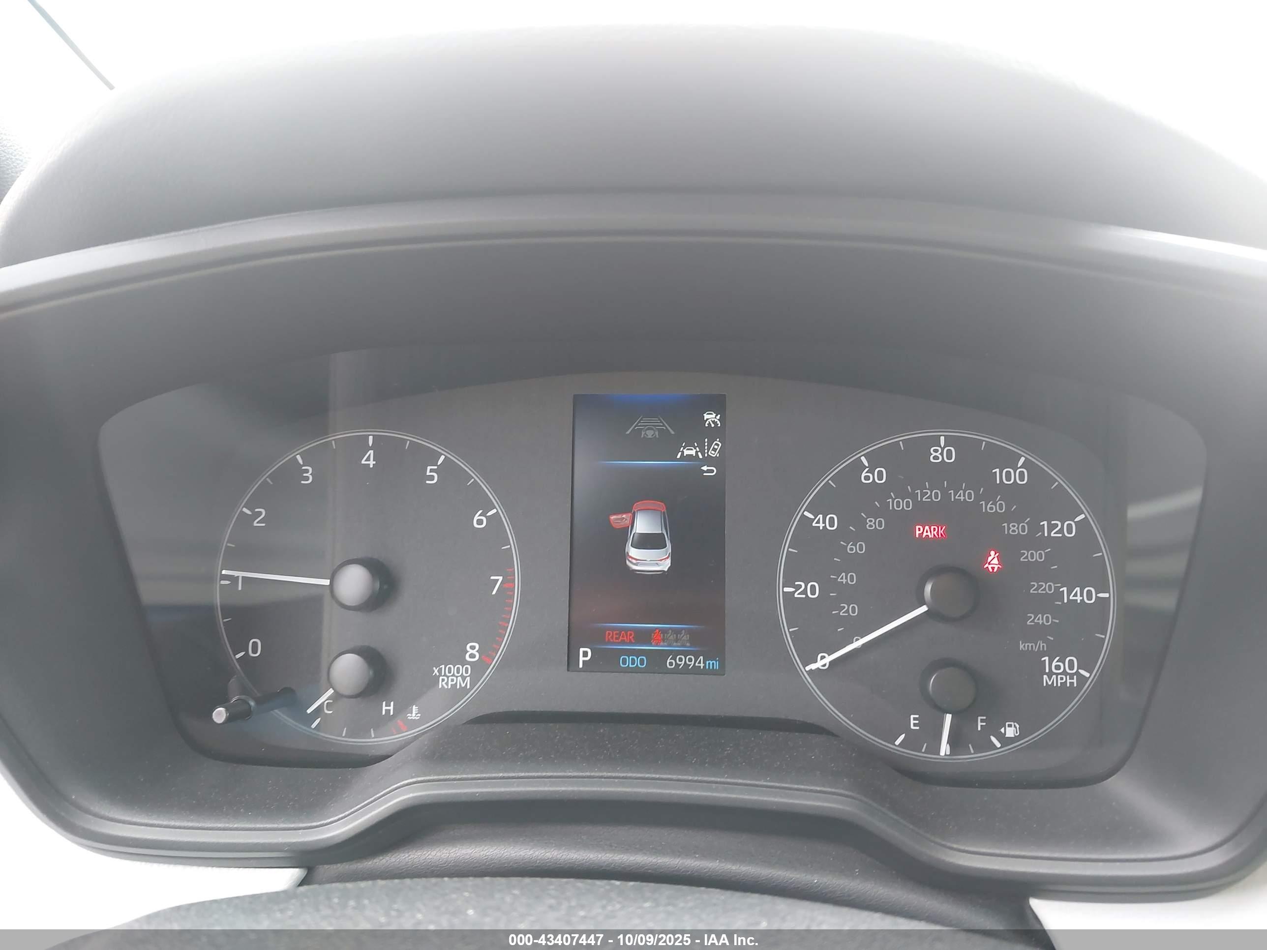 TOYOTA COROLLA image 7