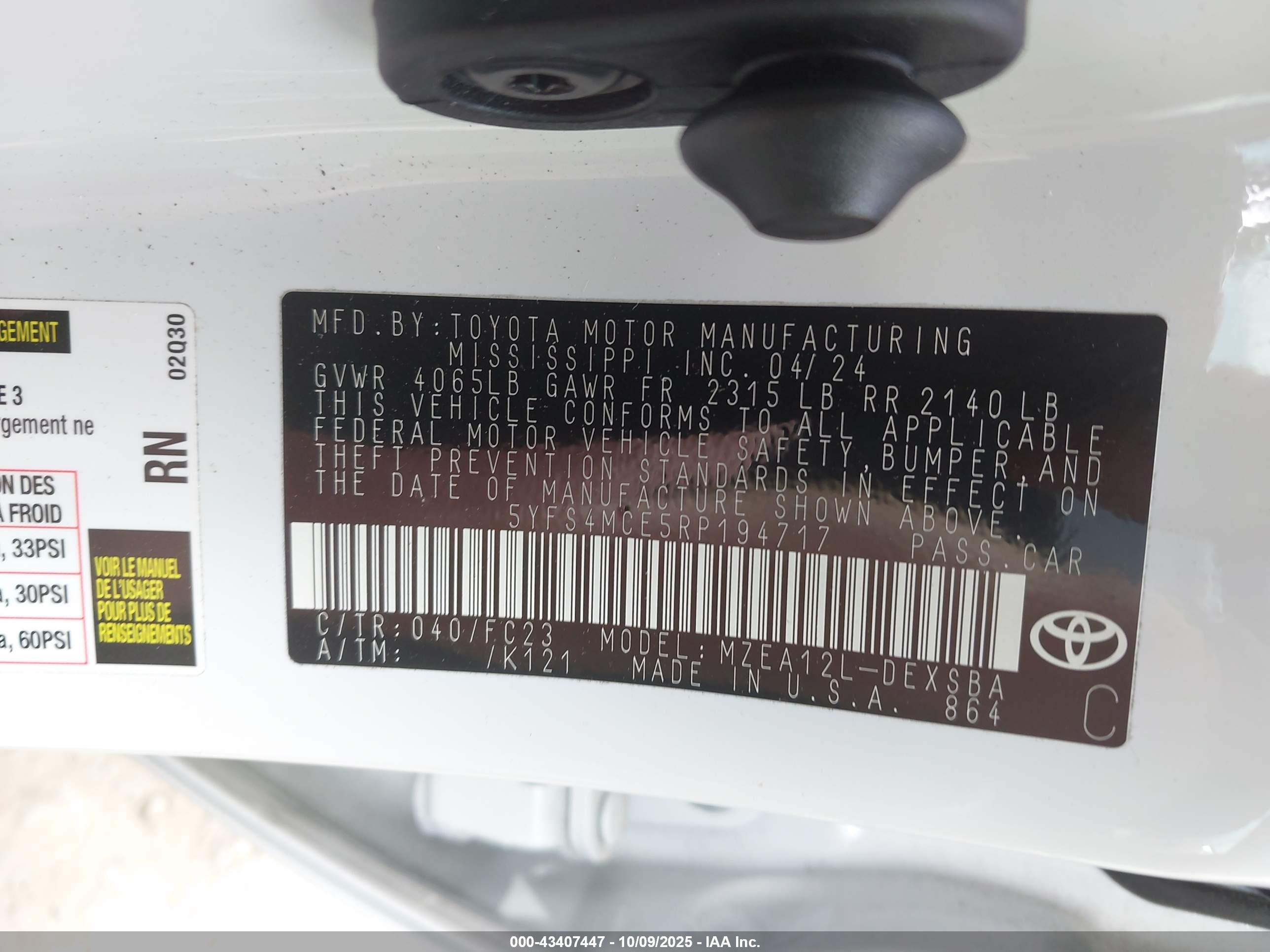 TOYOTA COROLLA image 9