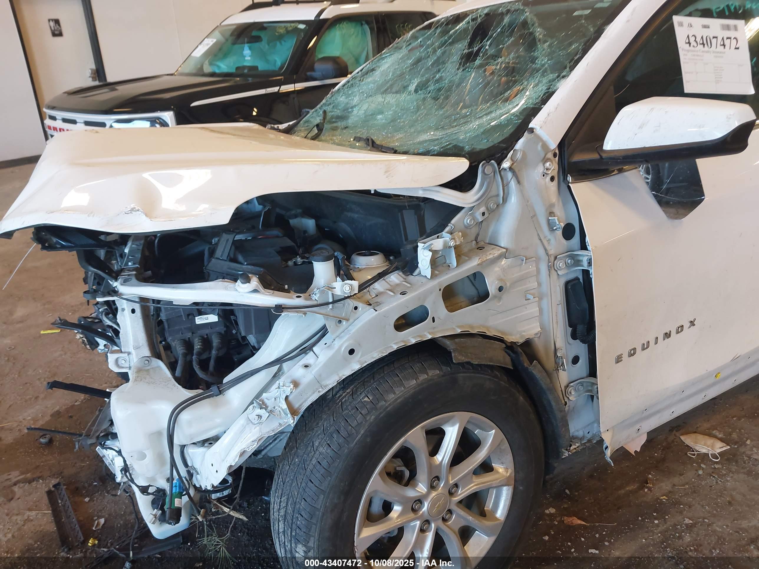 CHEVROLET EQUINOX image 6