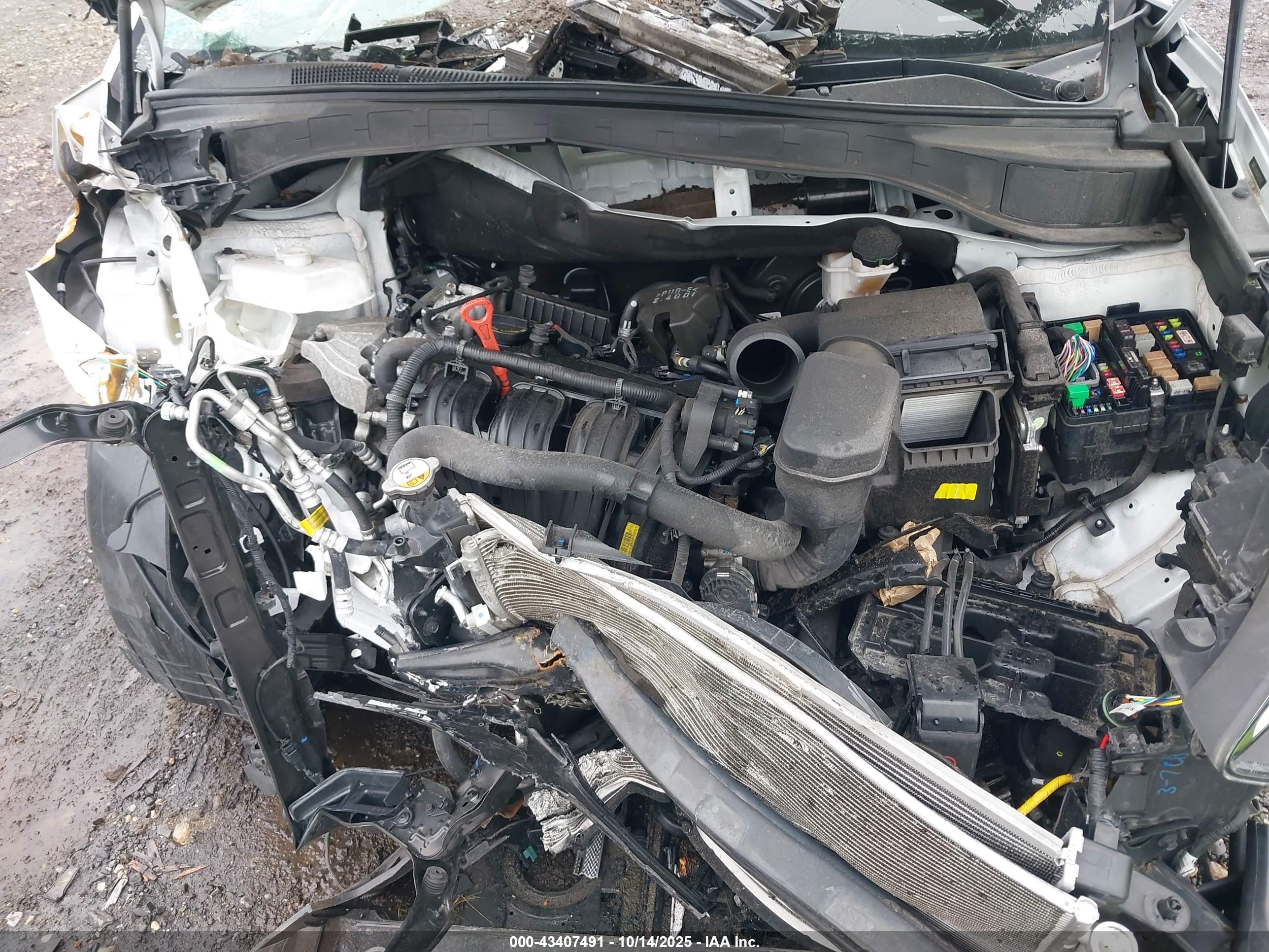 HYUNDAI SANTA image 10