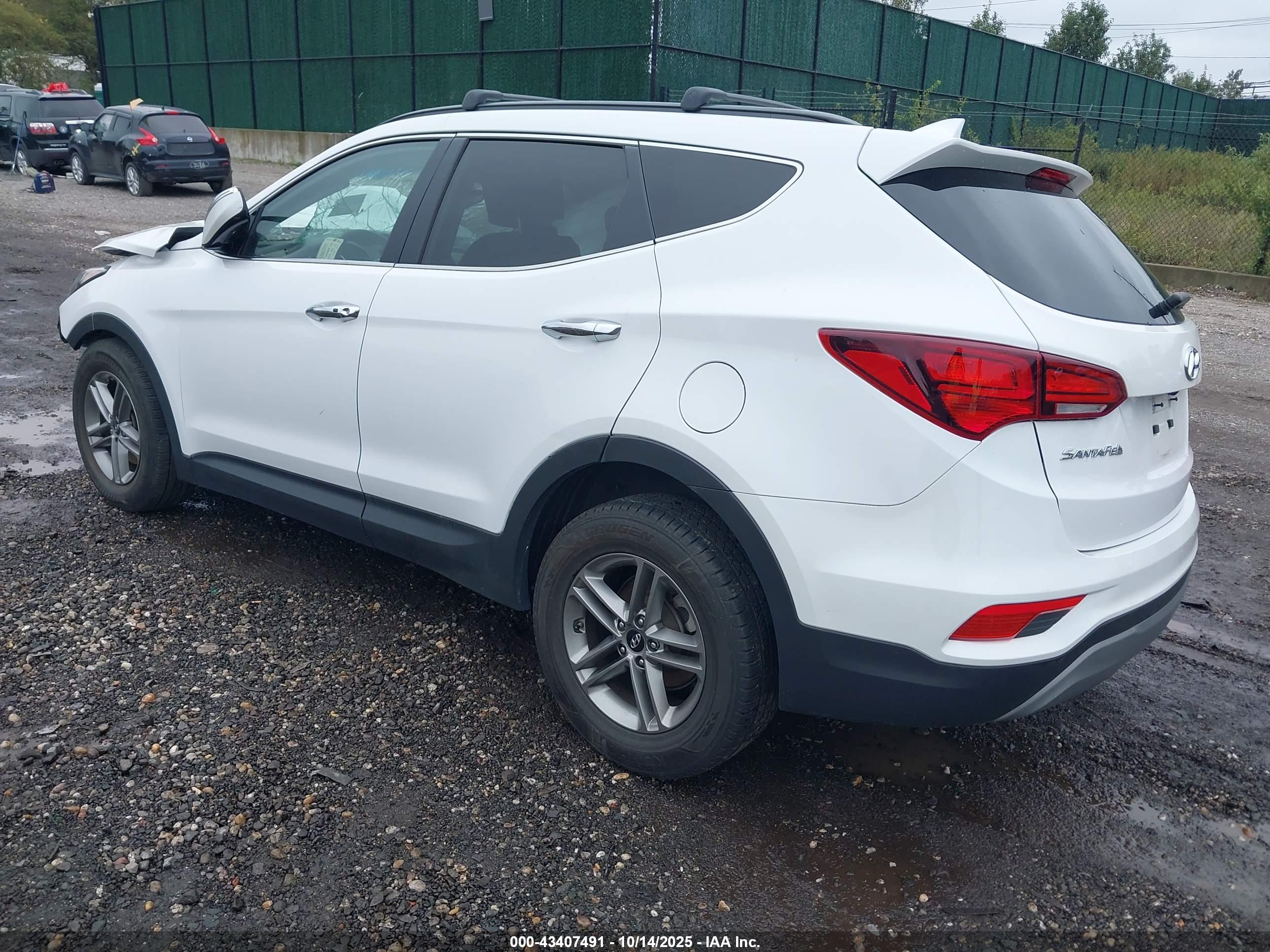 HYUNDAI SANTA image 3