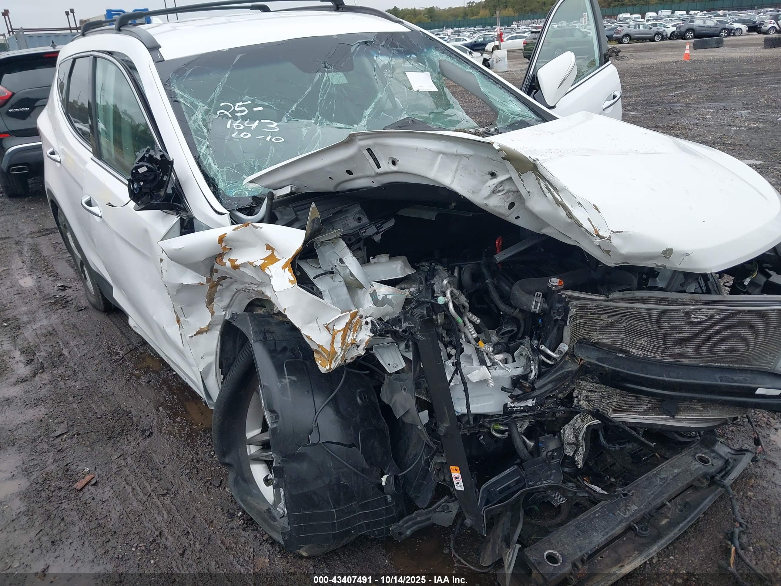 HYUNDAI SANTA image 6