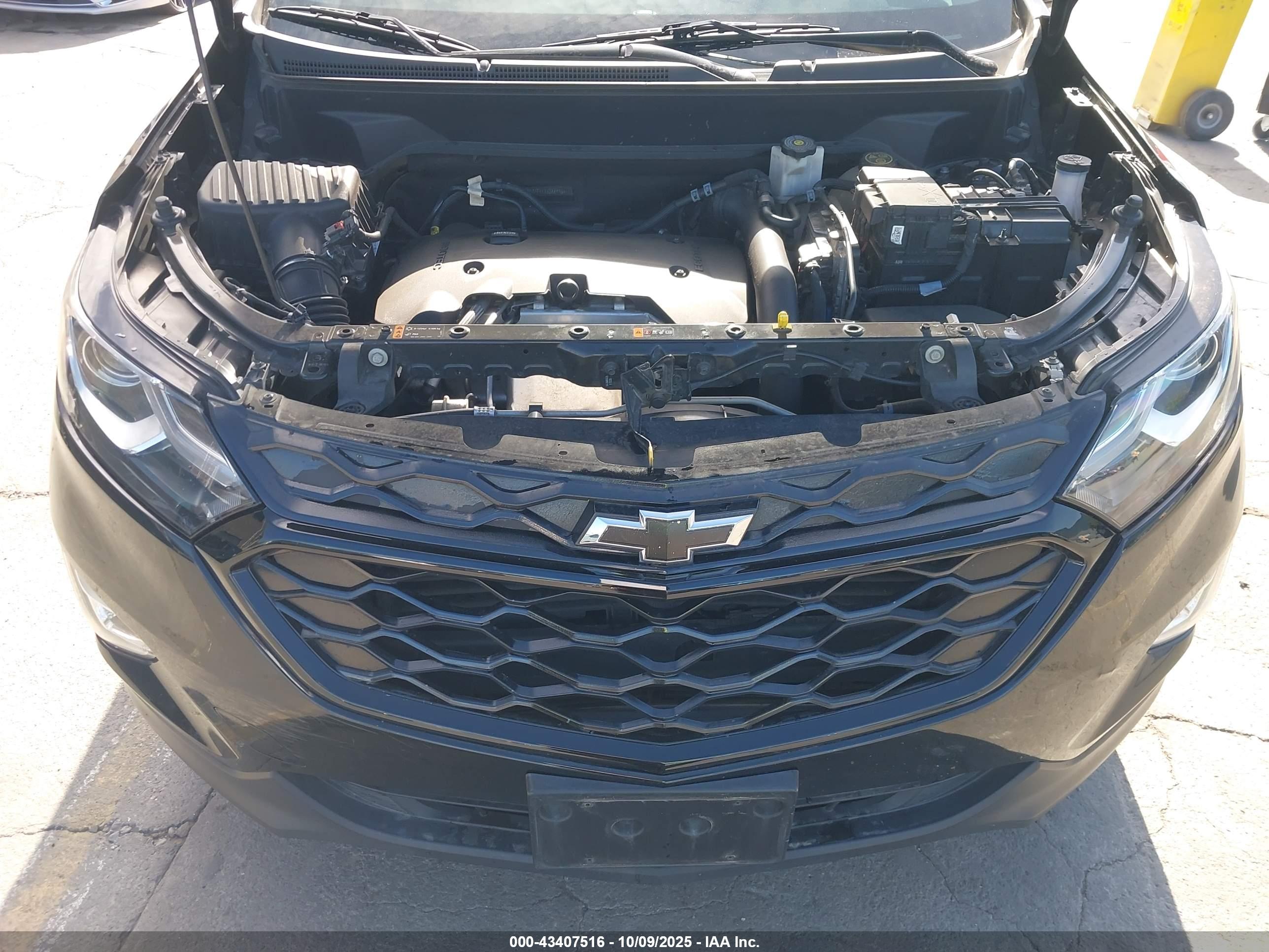 CHEVROLET EQUINOX image 10