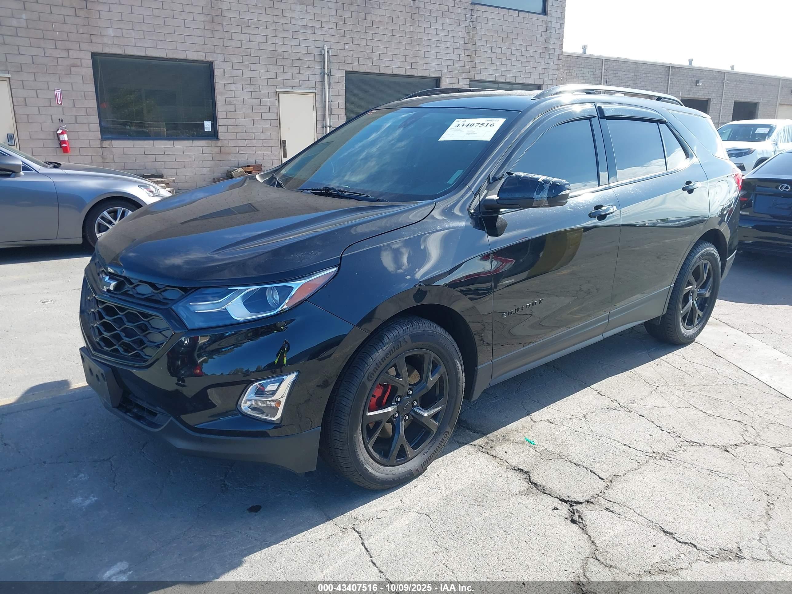 CHEVROLET EQUINOX image 2