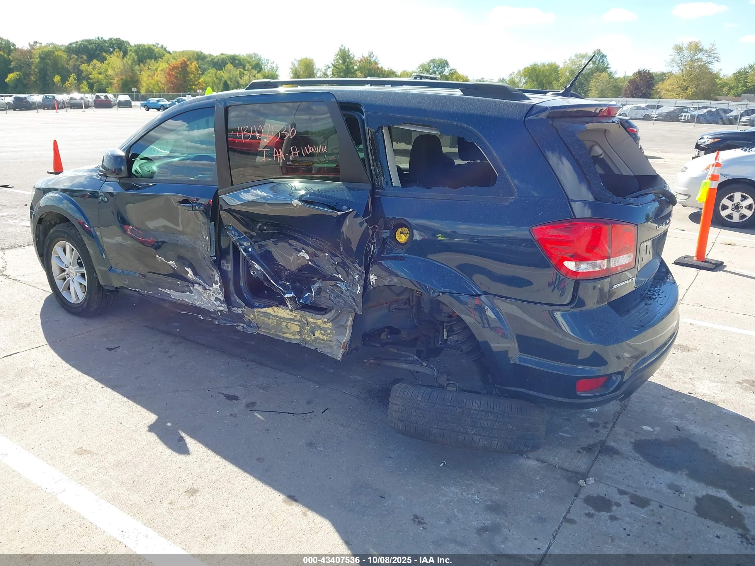 DODGE JOURNEY image 3