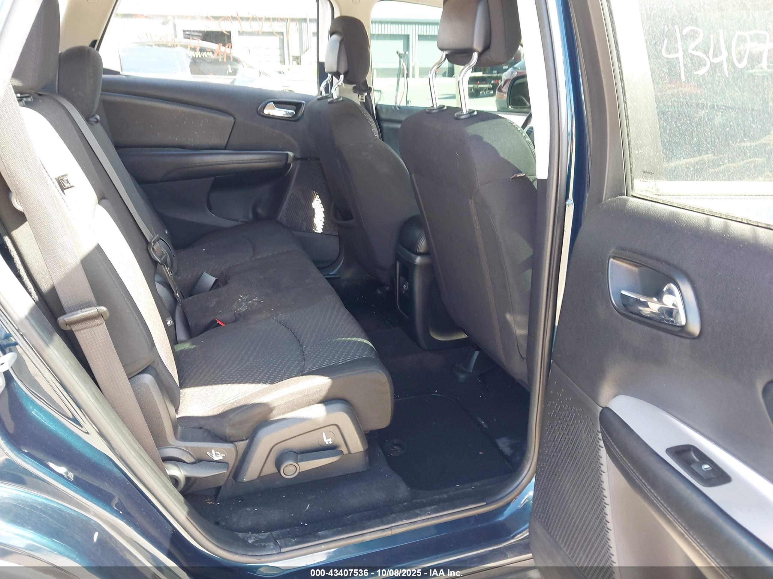 DODGE JOURNEY image 8