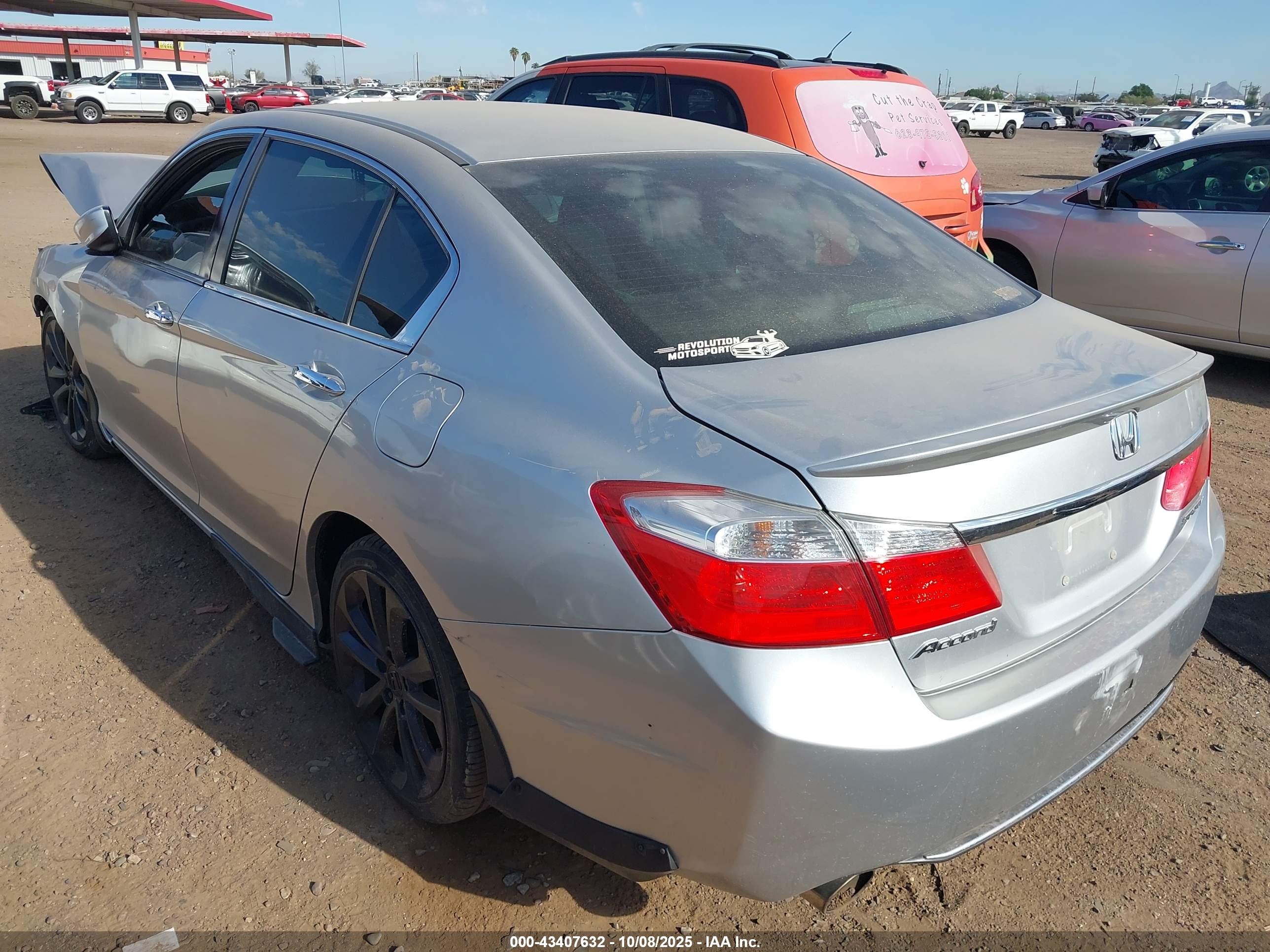 HONDA ACCORD image 3