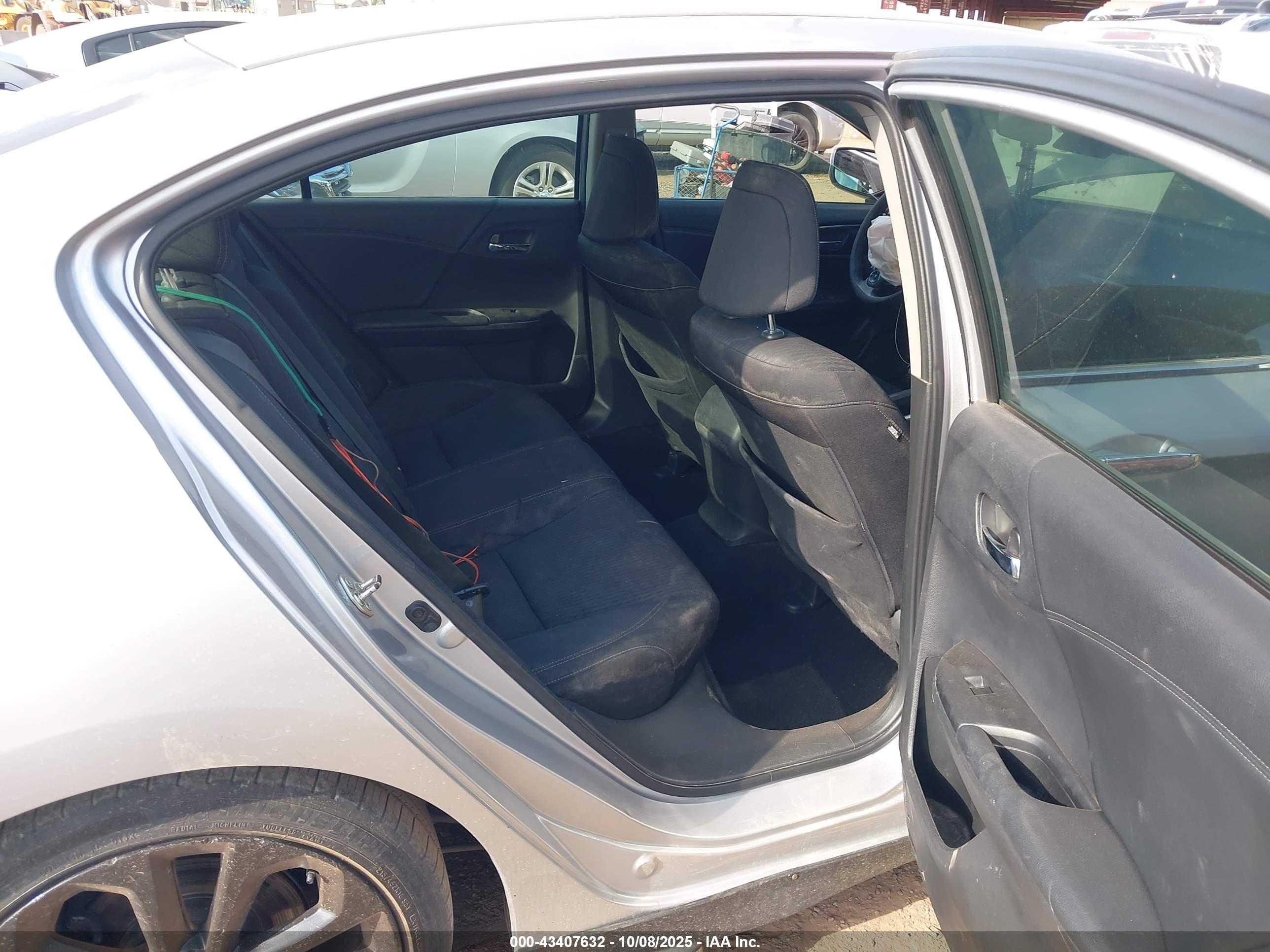 HONDA ACCORD image 8