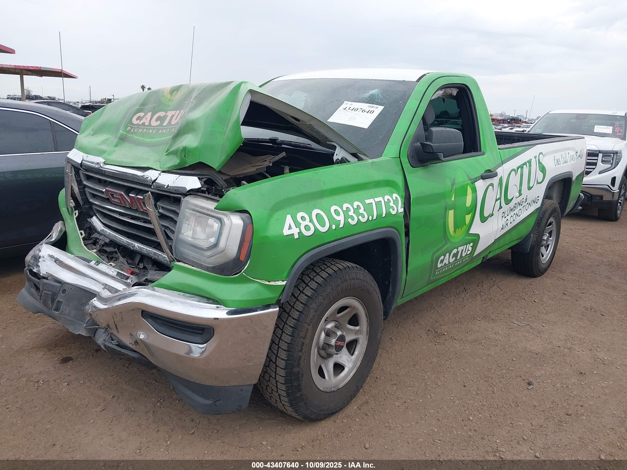 GMC SIERRA image 2