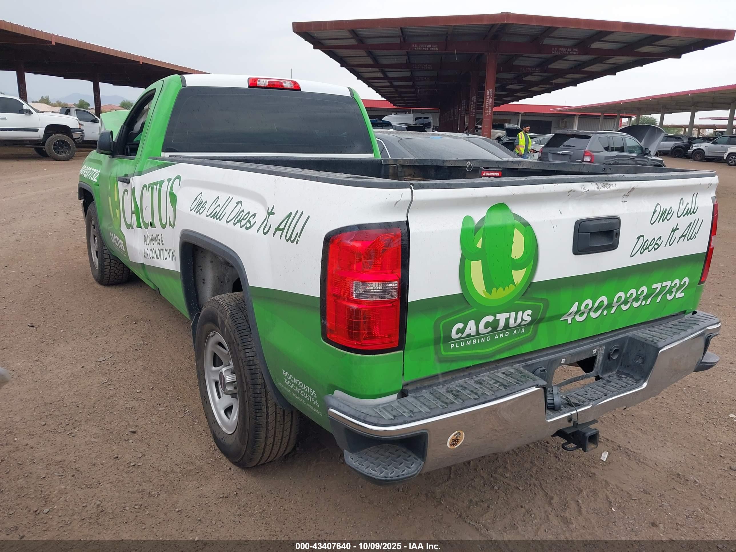 GMC SIERRA image 3