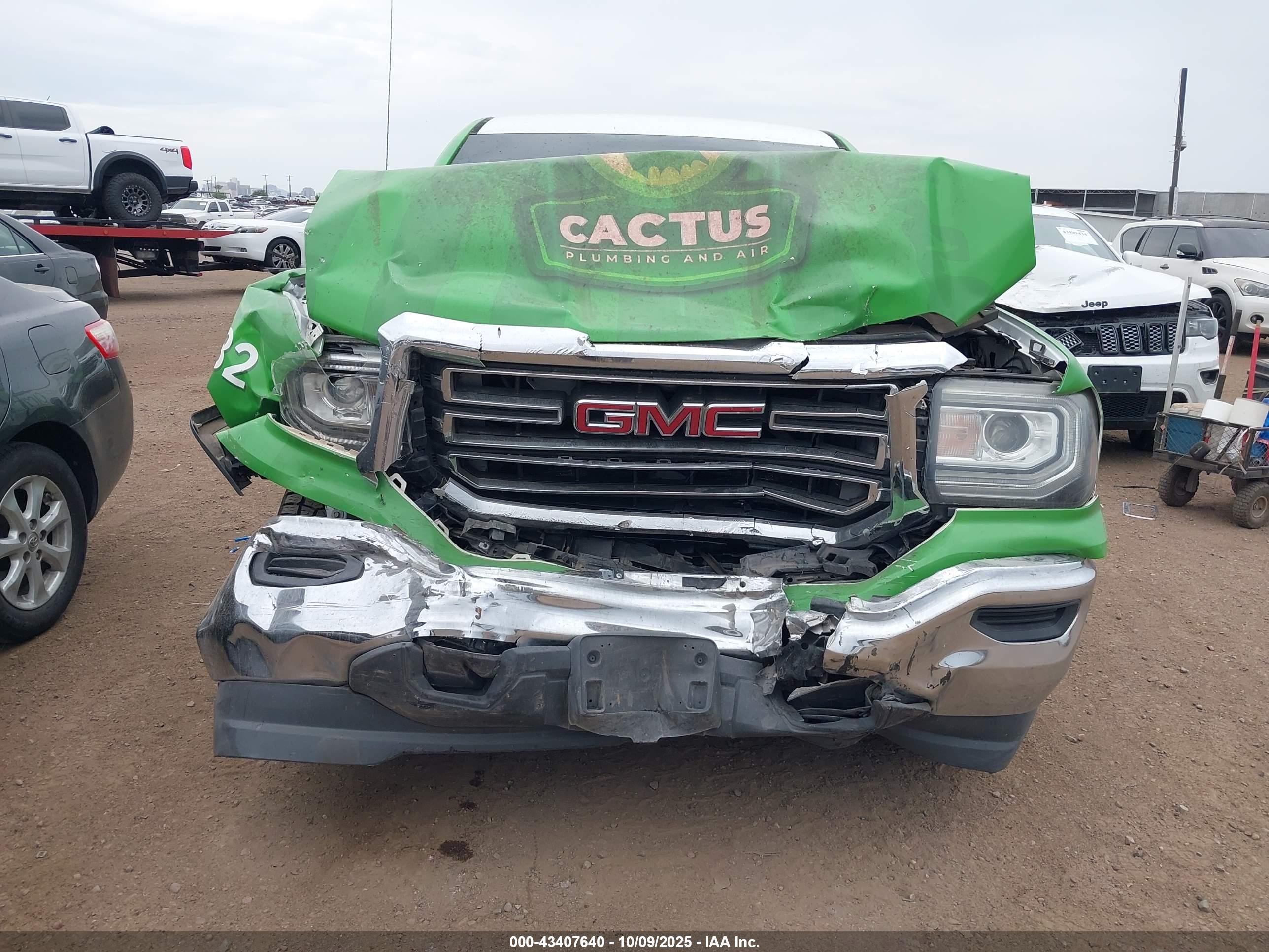 GMC SIERRA image 6