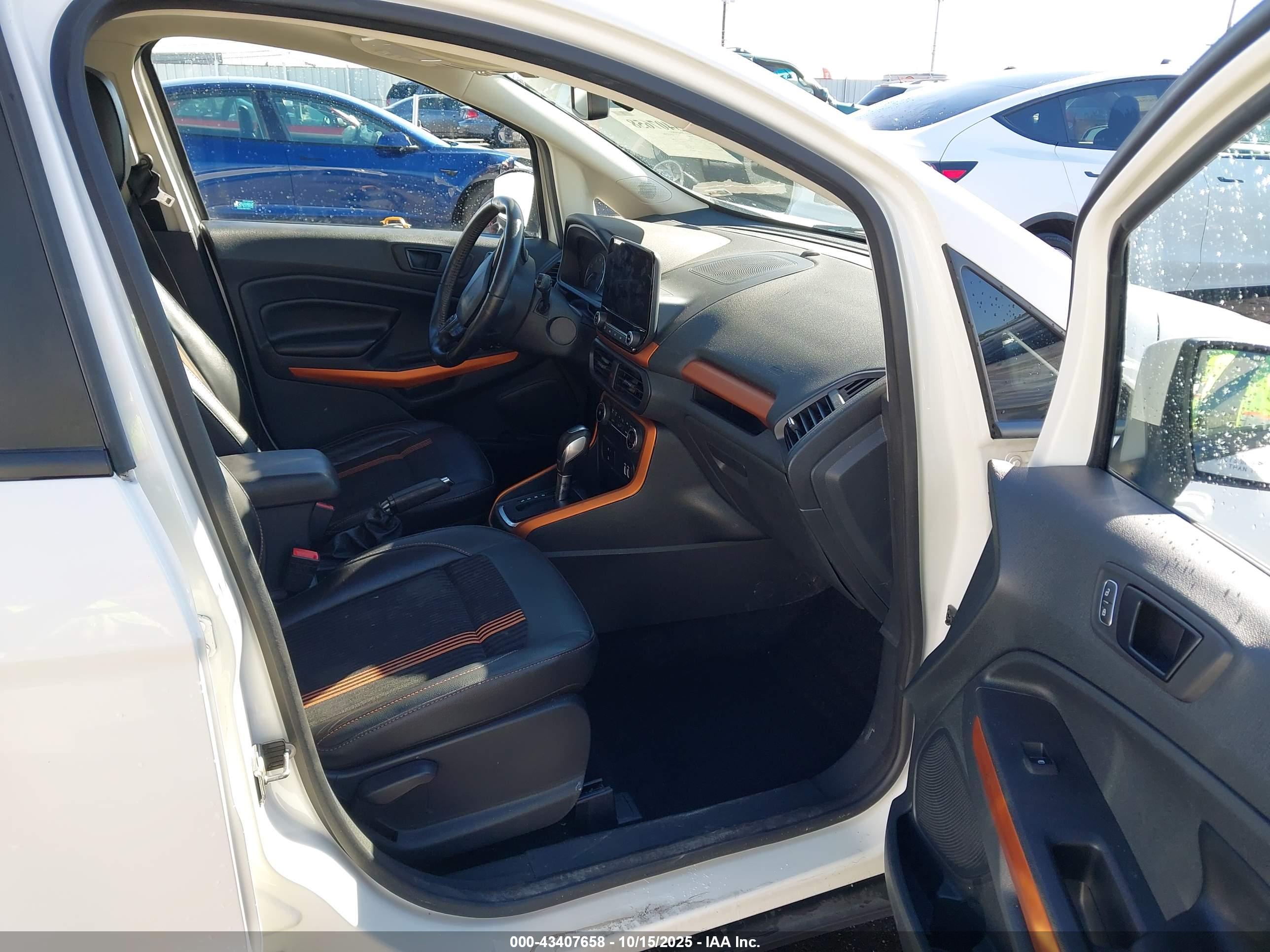 FORD ECOSPORT image 5