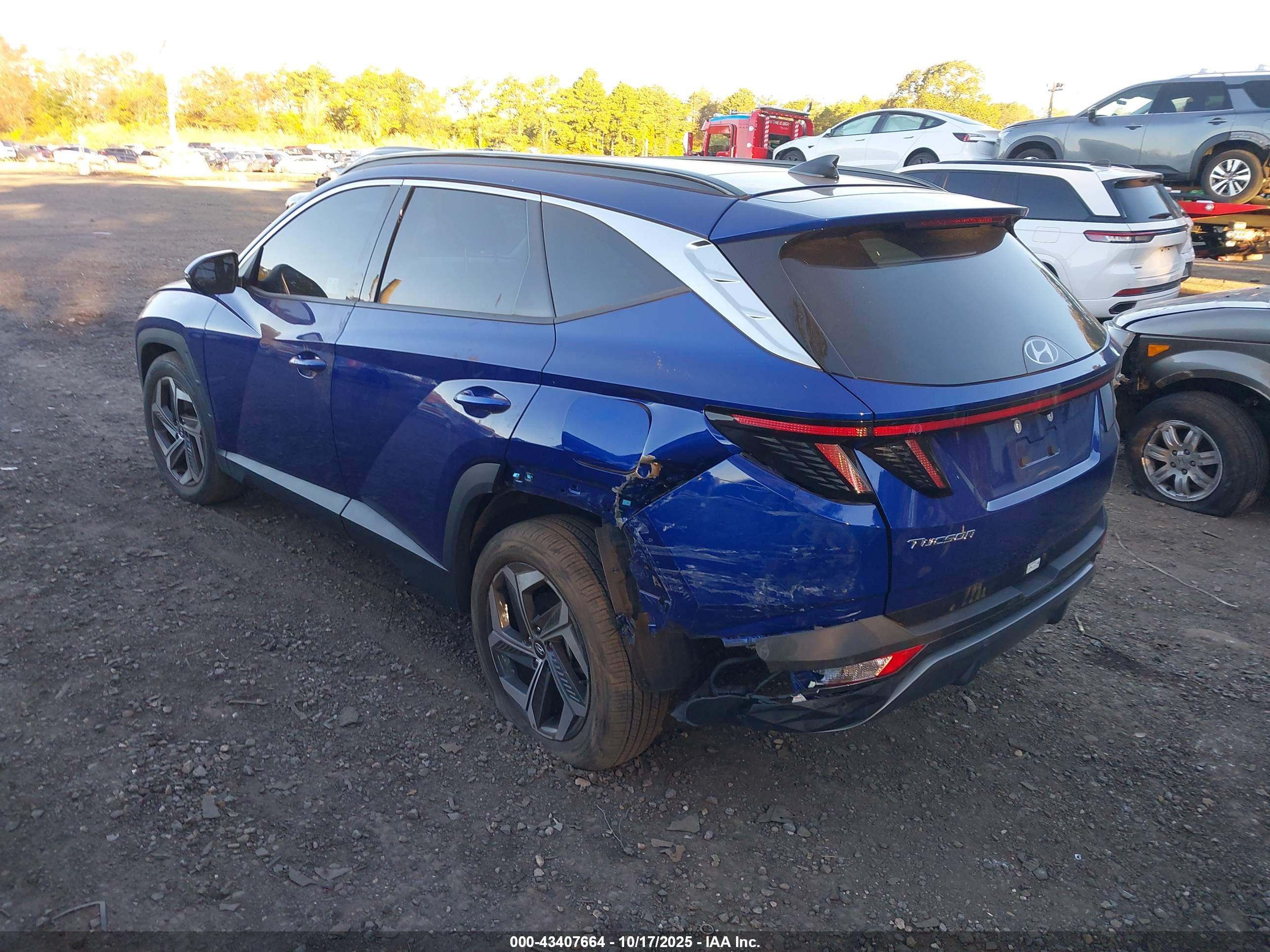 HYUNDAI TUCSON image 3