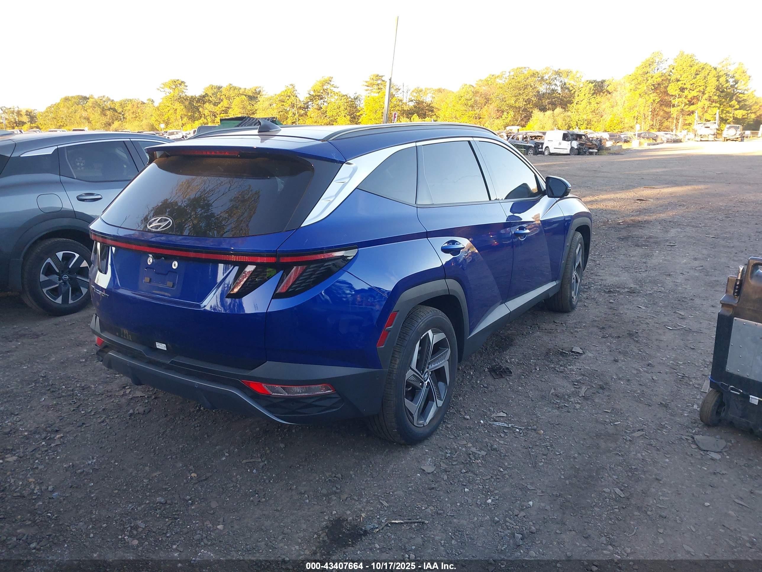 HYUNDAI TUCSON image 4