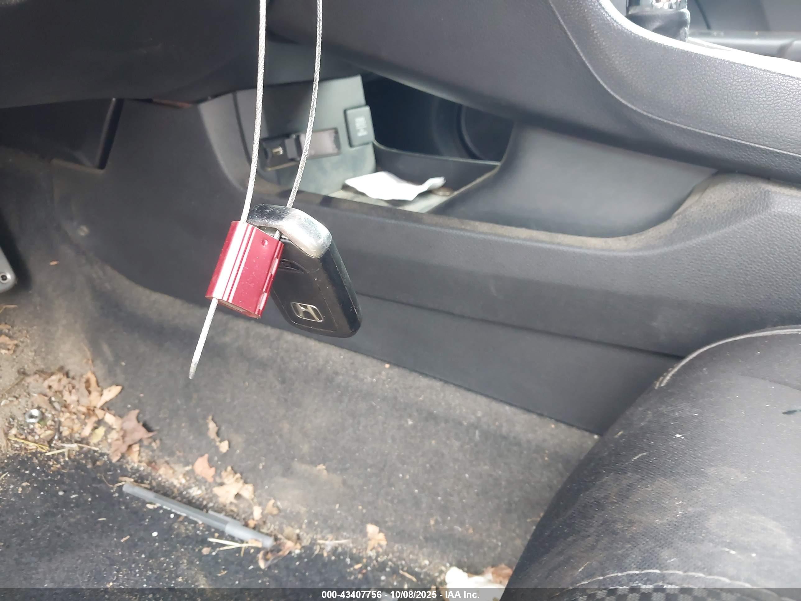 HONDA CIVIC image 11