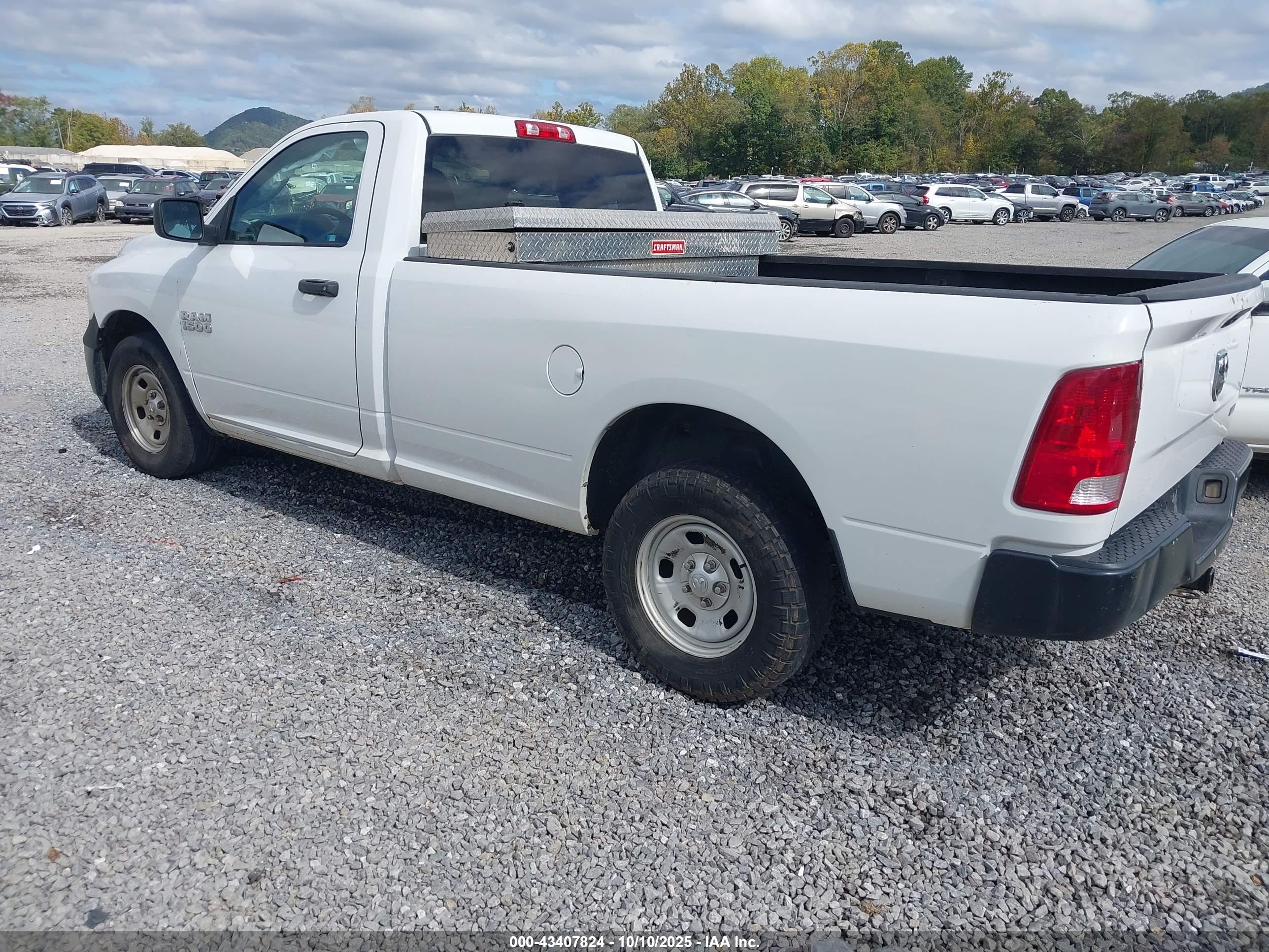 RAM 1500 image 3