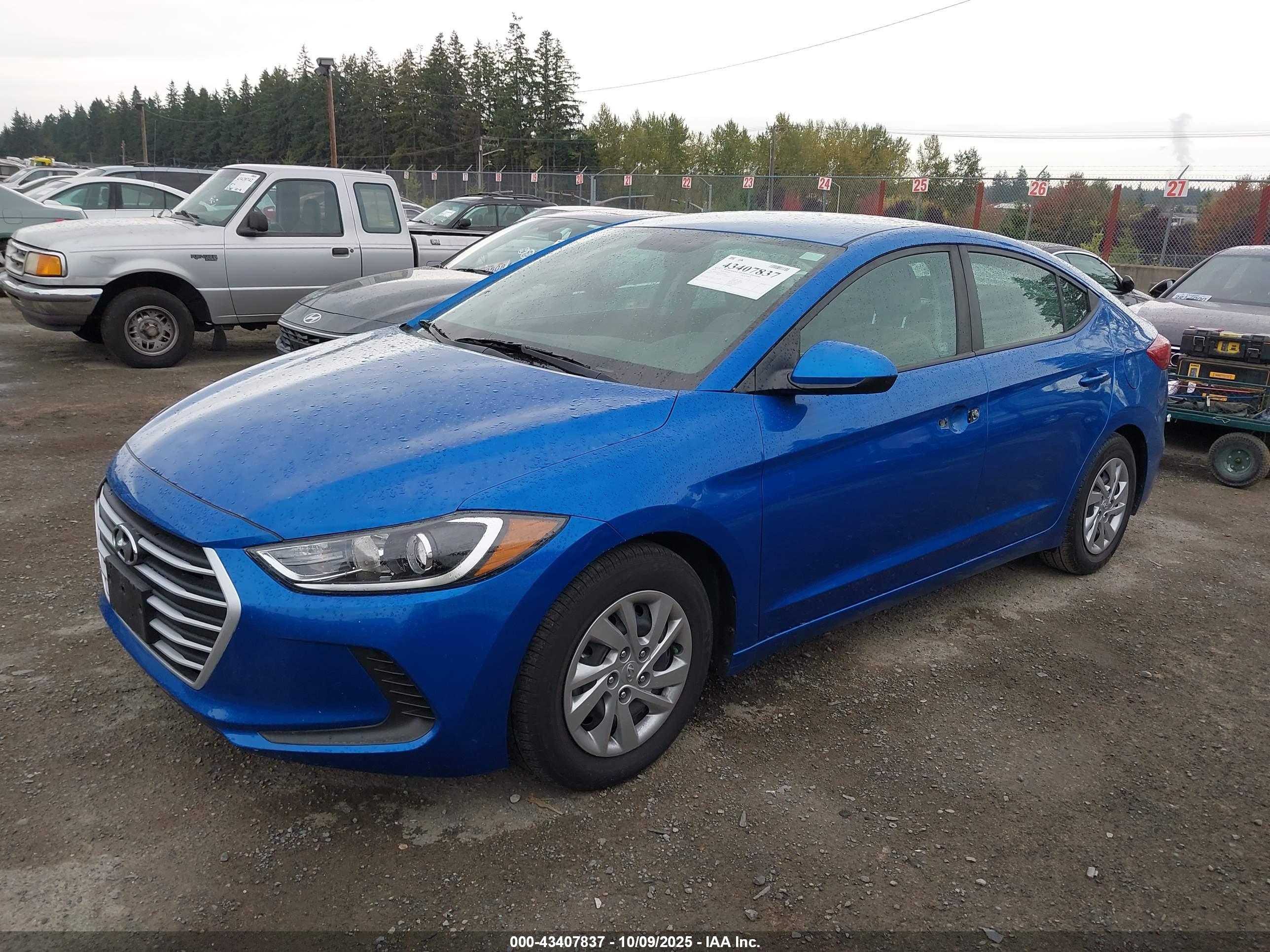 HYUNDAI ELANTRA image 2
