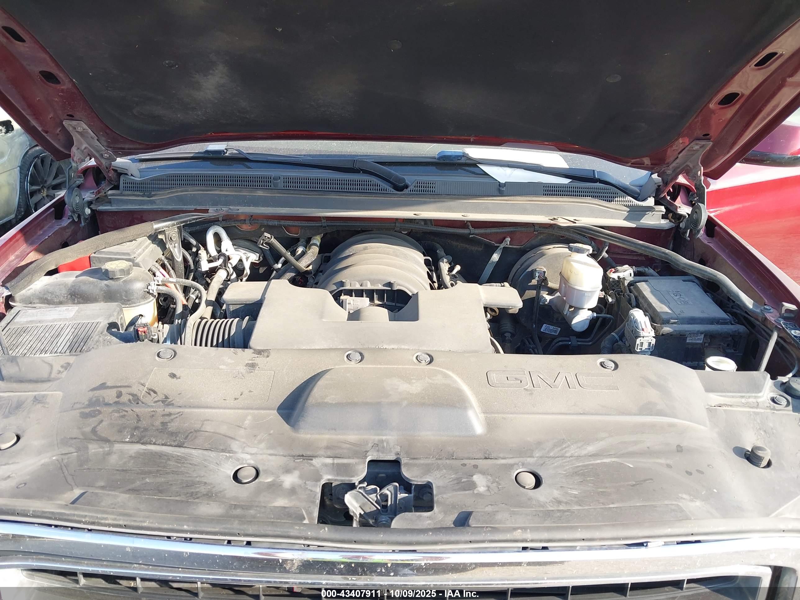 GMC YUKON image 10