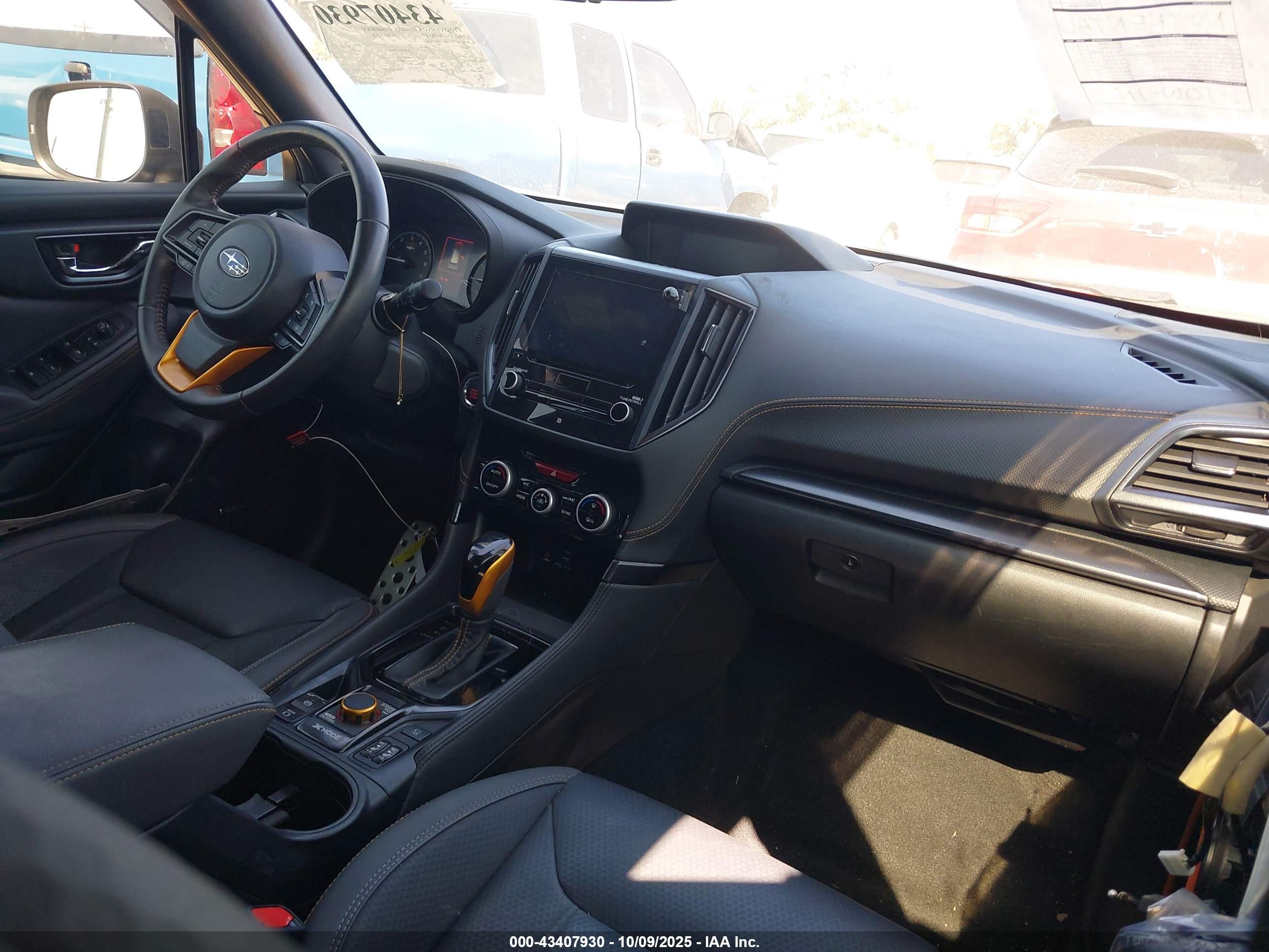 SUBARU FORESTER image 5