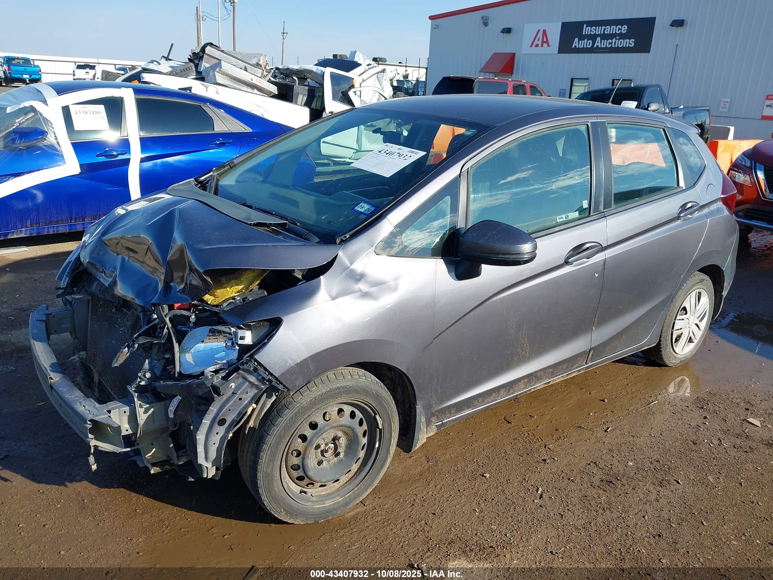 HONDA FIT image 2