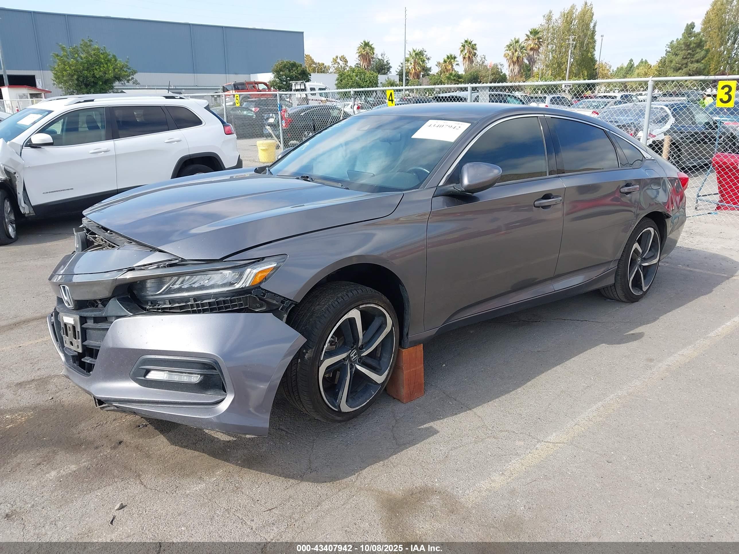 HONDA ACCORD image 2